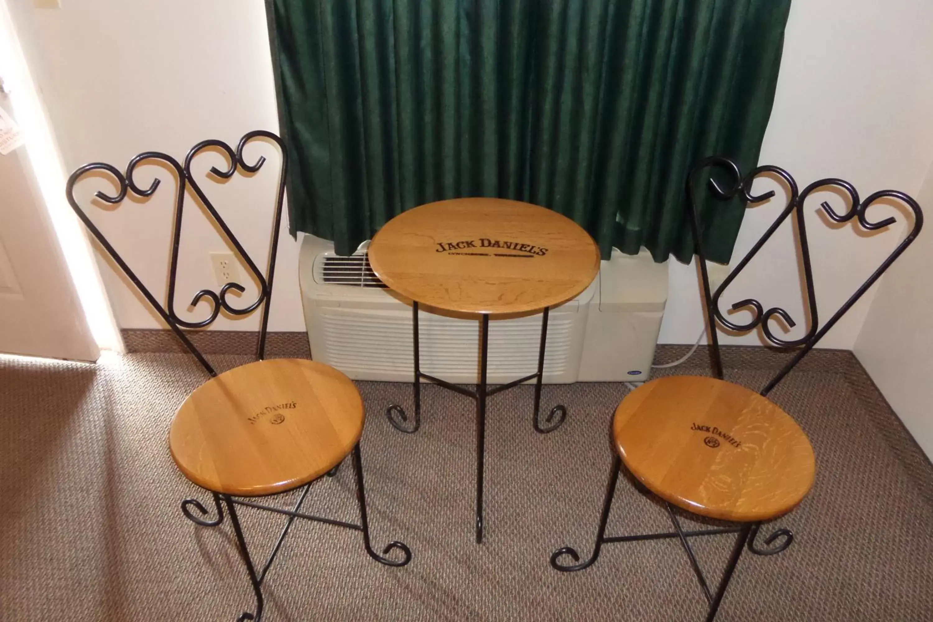 Dining area, Seating Area in Lynchburg Country Inn