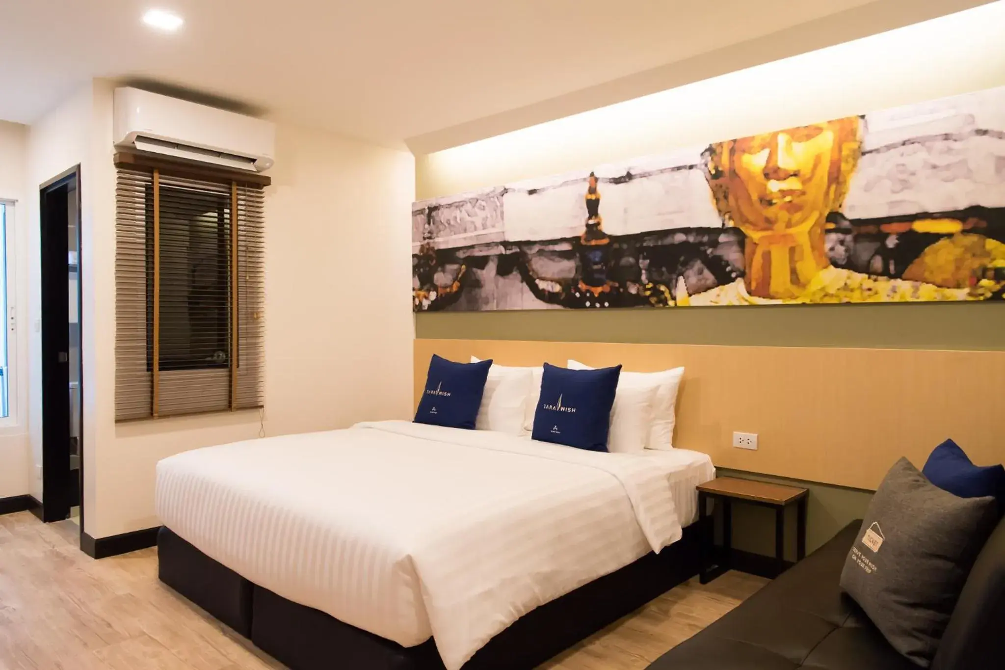Bedroom in Tarawish Hotel