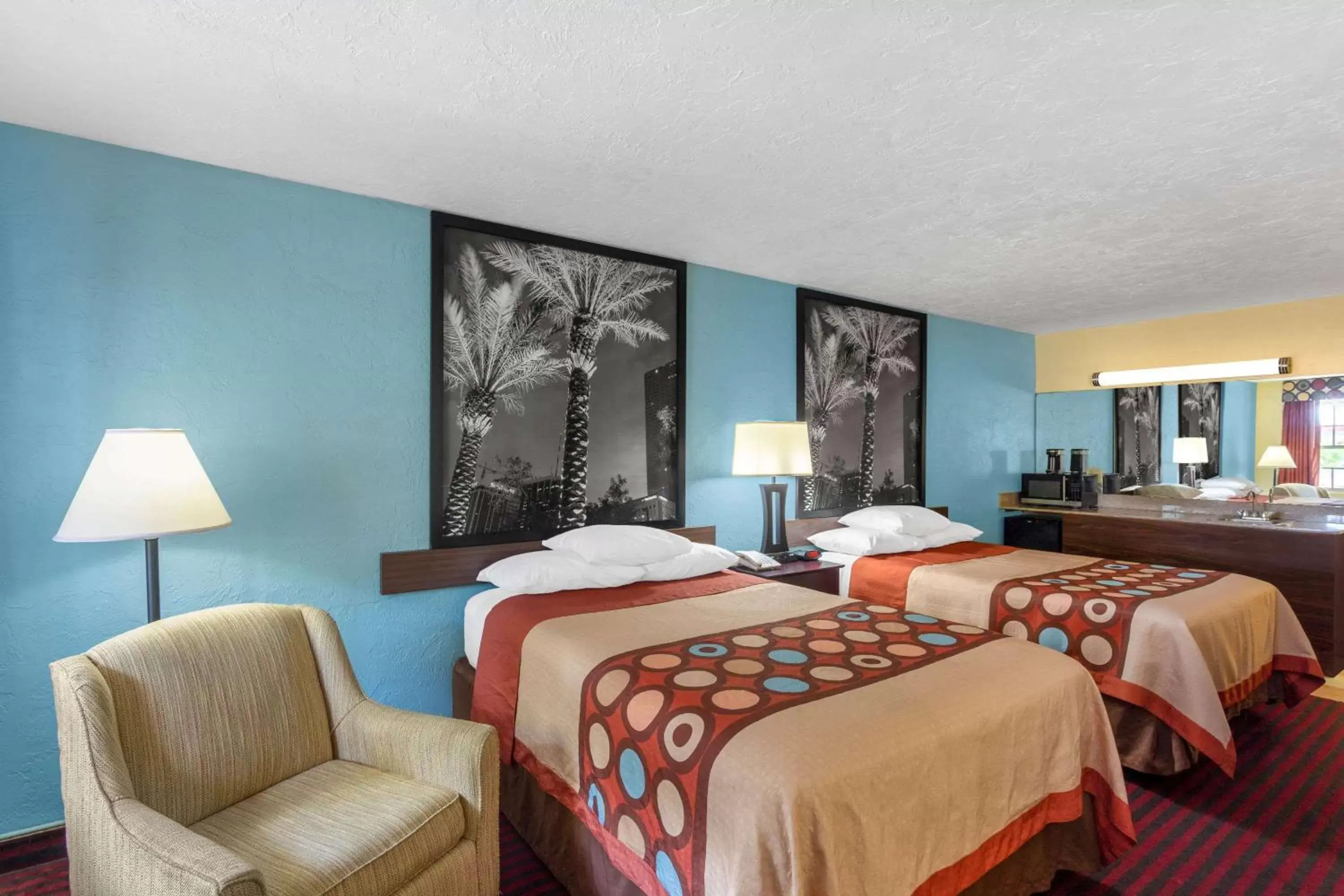 Photo of the whole room in Super 8 by Wyndham Bradenton Sarasota Area