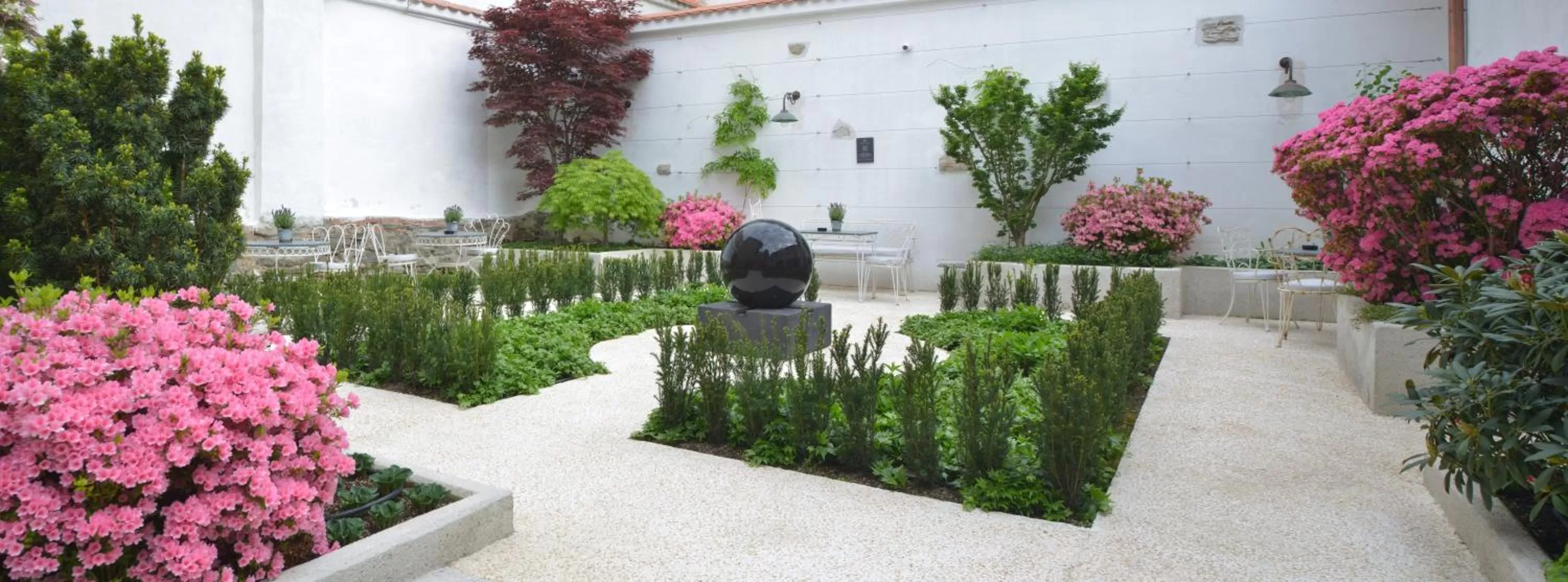 Property building in Hotel Maribor & Garden Rooms