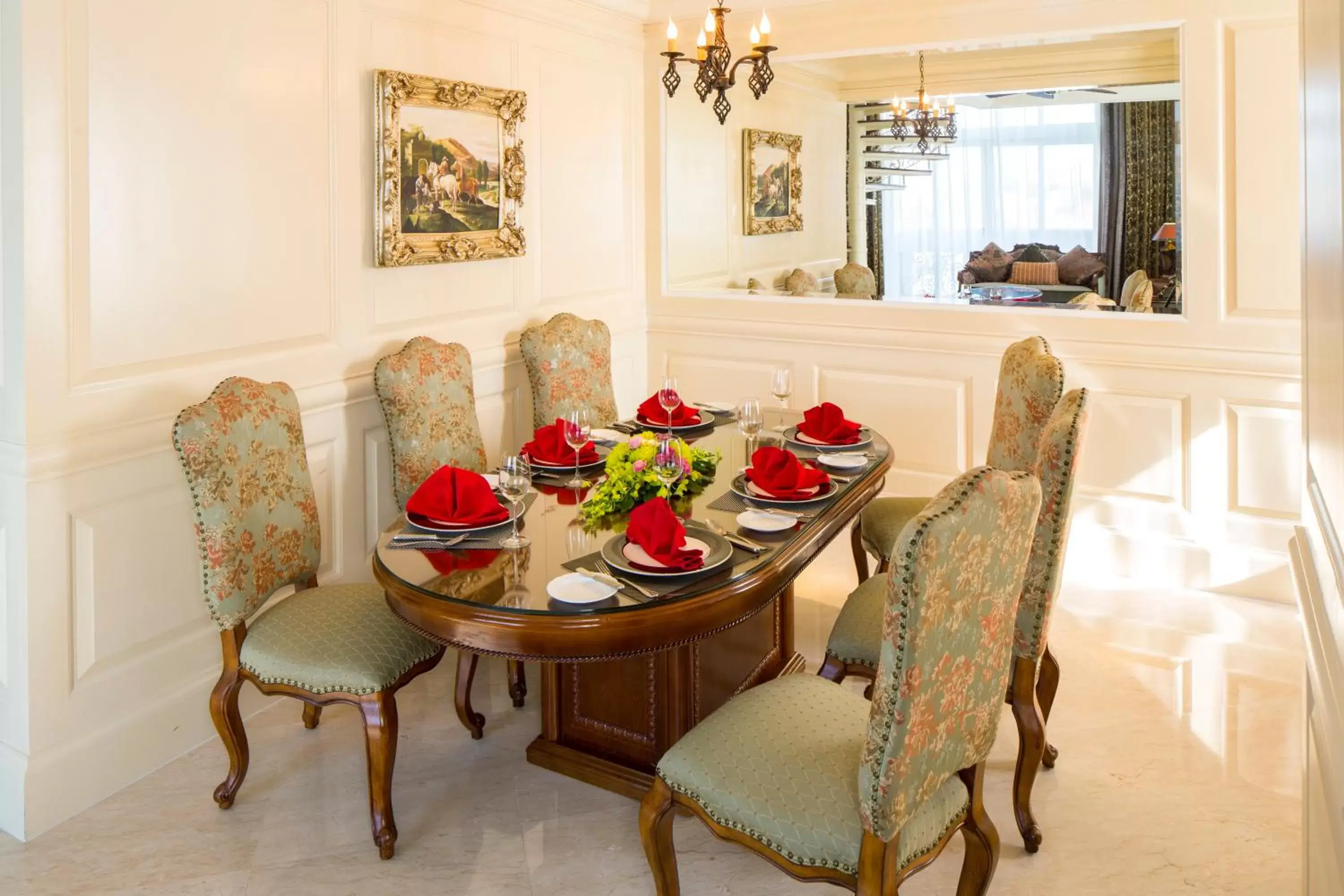 Dining Area in The IMPERIAL Vung Tau Hotel