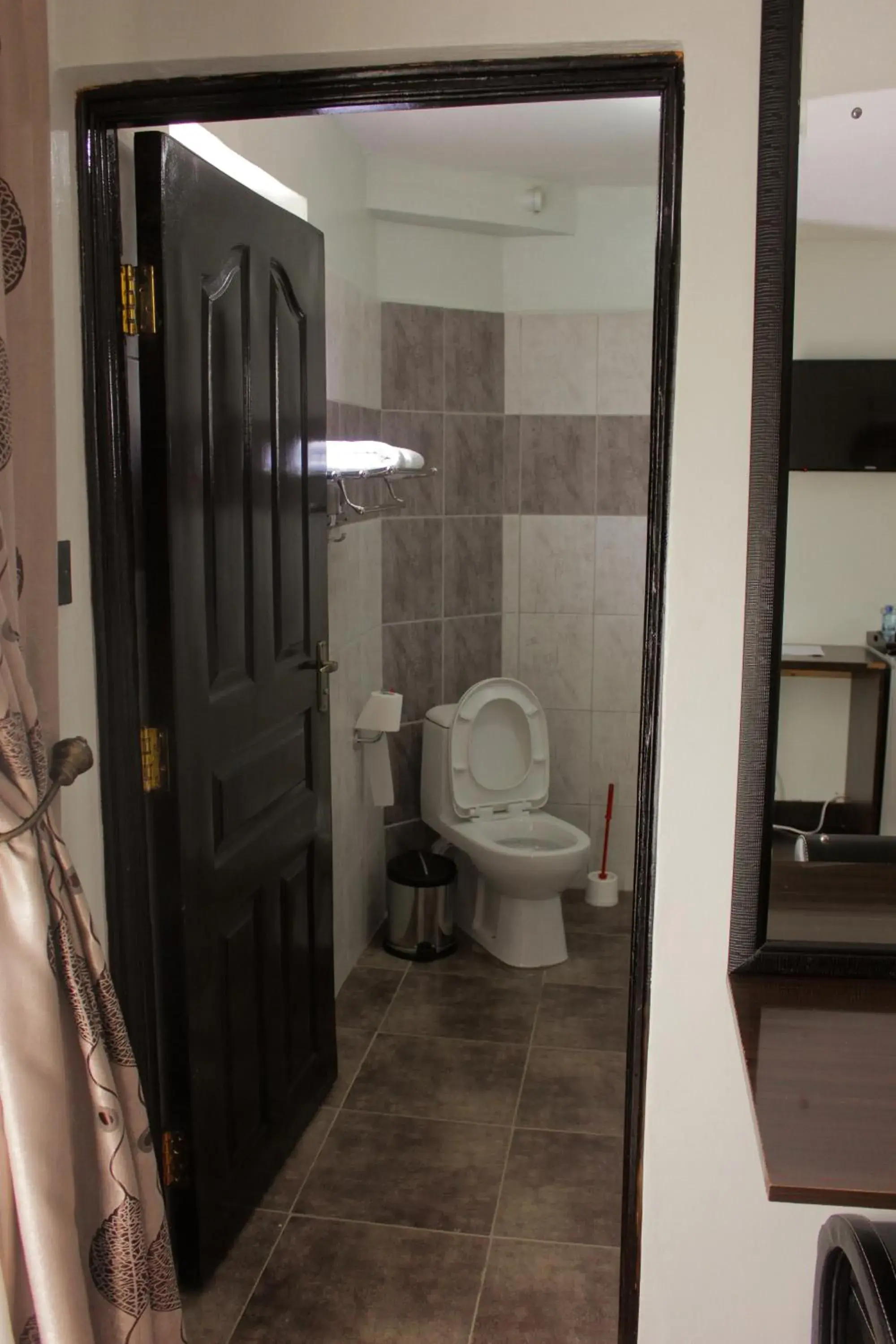 Bathroom in Hadassah Hotel