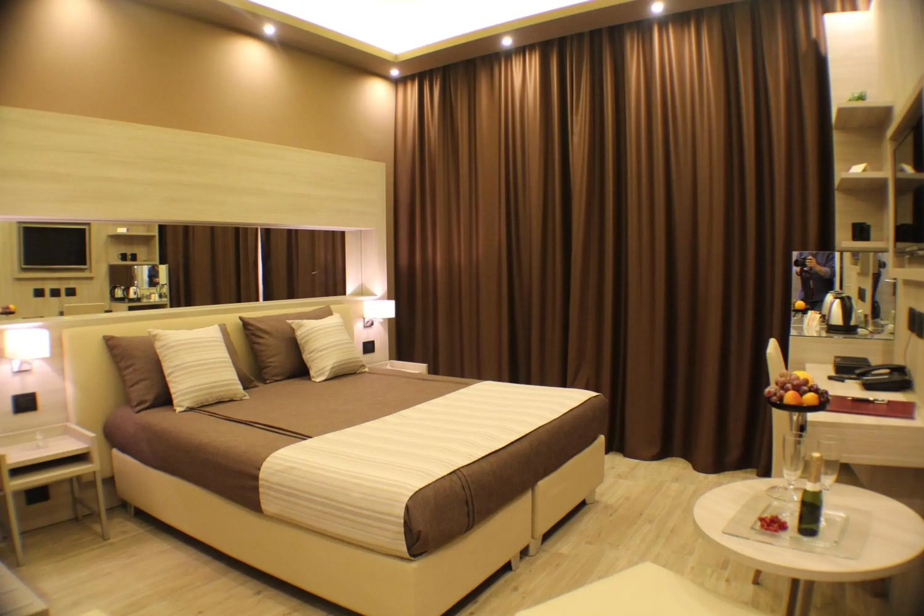 Bedroom in Hotel Trapani In