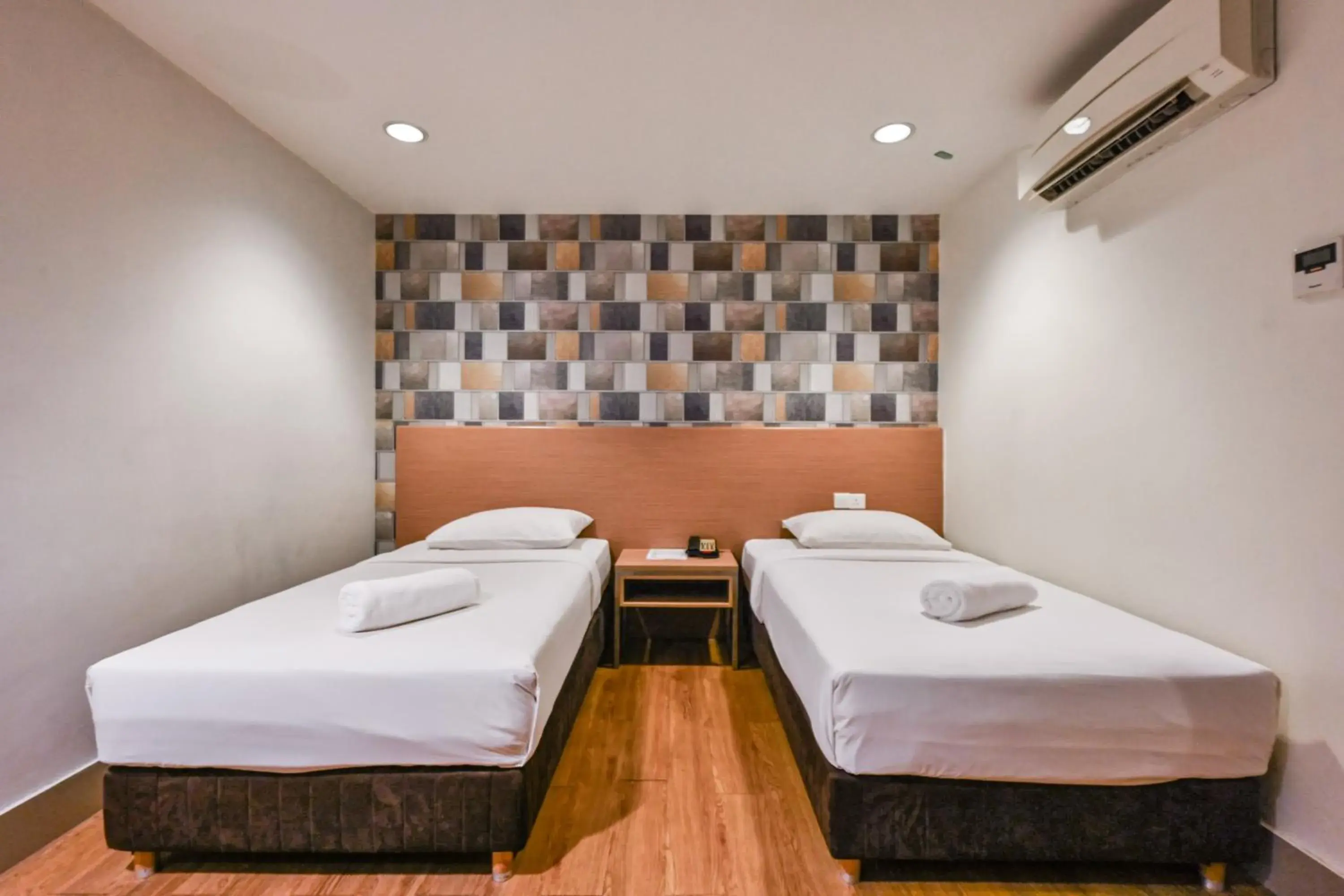 Standard Twin Without Window in Seeds Hotel Premier Pudu Kuala Lumpur Previously Hotel Pudu Plaza KL Standard Twin Without Window in Seeds Hotel Premier Pudu Kuala Lumpur Previously Hotel Pudu Plaza KL