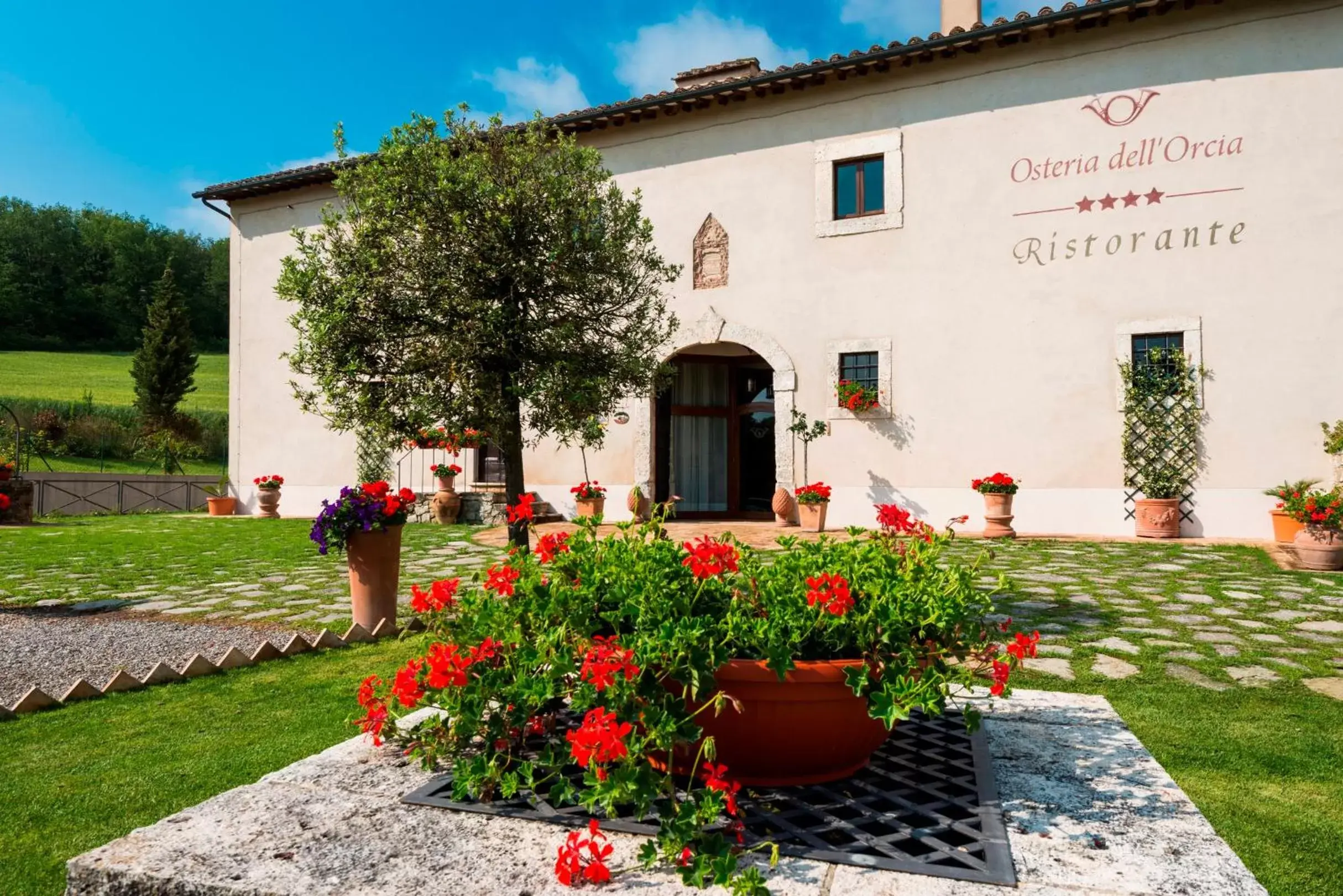 Facade/entrance, Property Building in Relais Osteria Dell'Orcia