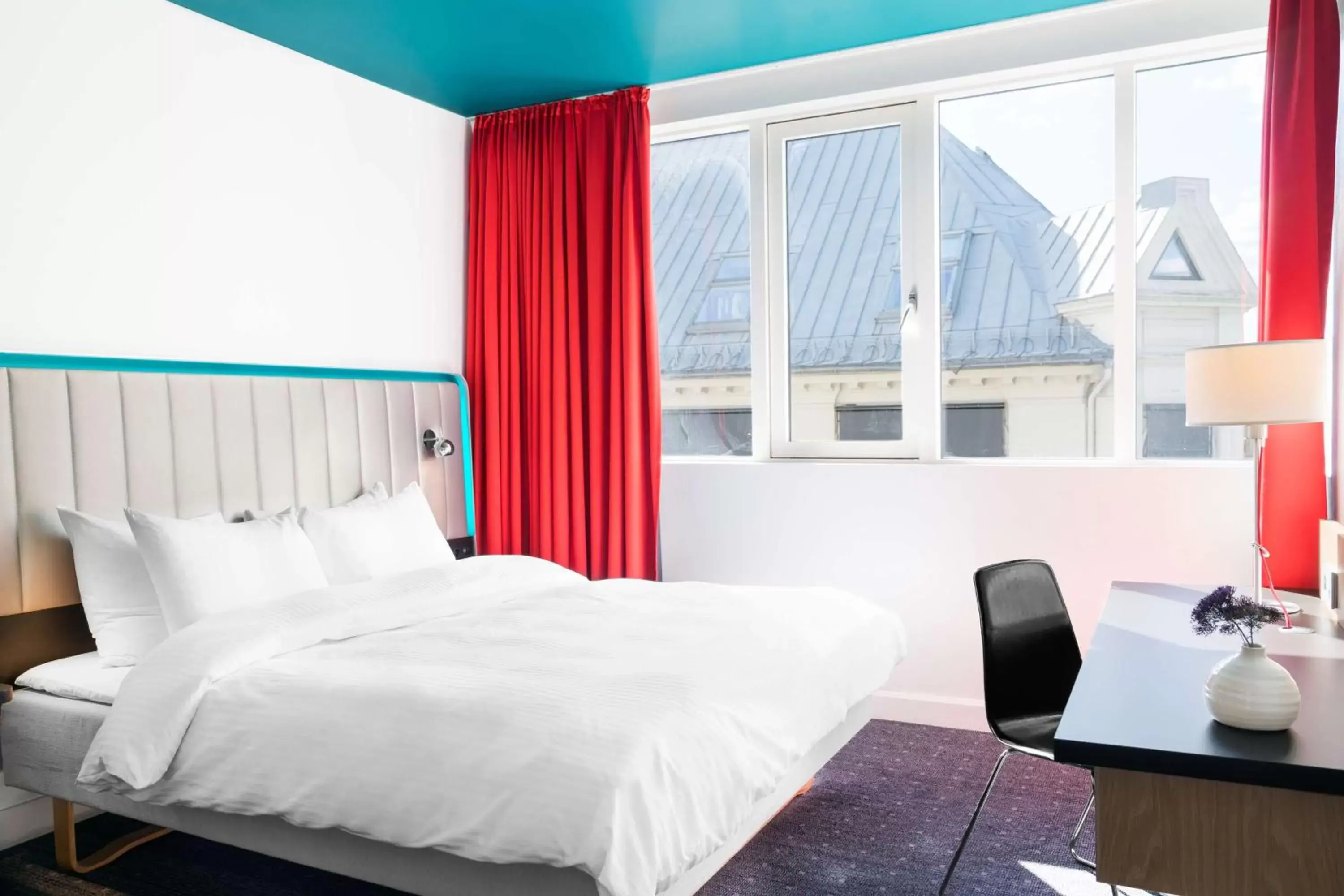 Photo of the whole room, Bed in Park Inn by Radisson Oslo