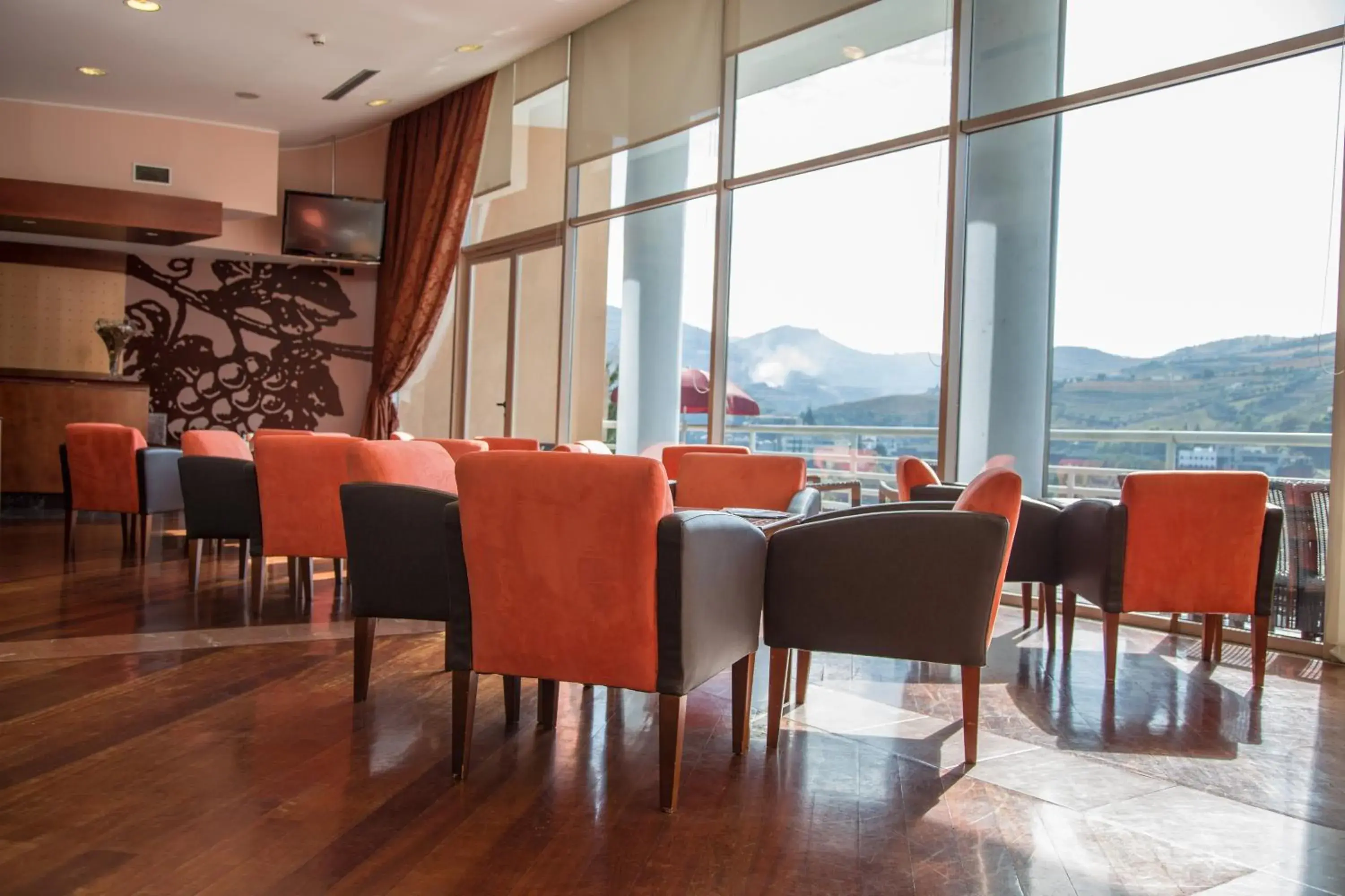 Lobby or reception, Restaurant/Places to Eat in Hotel Regua Douro