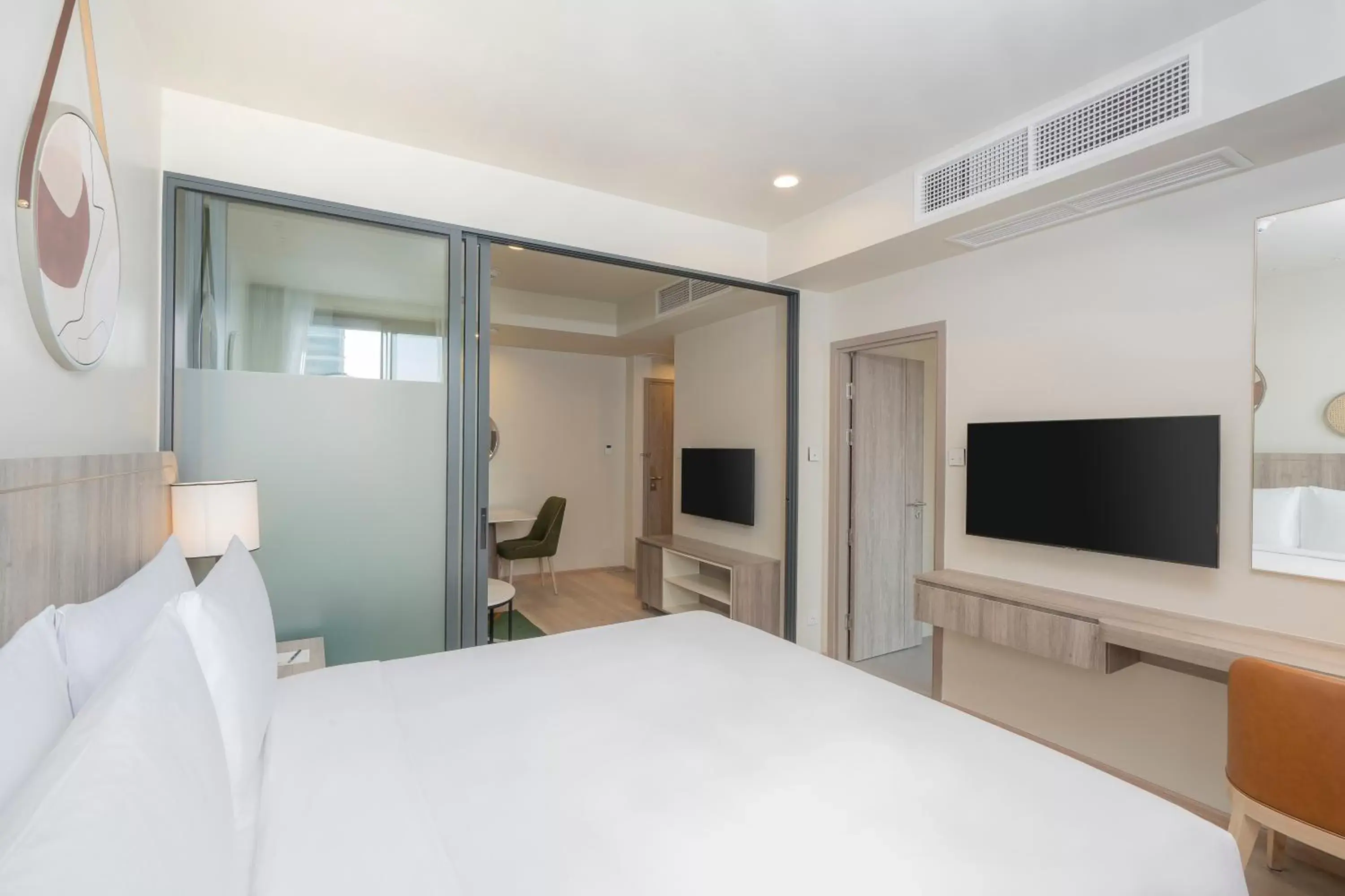 Bedroom, Bed in Staybridge Suites Bangkok Sukhumvit, an IHG Hotel