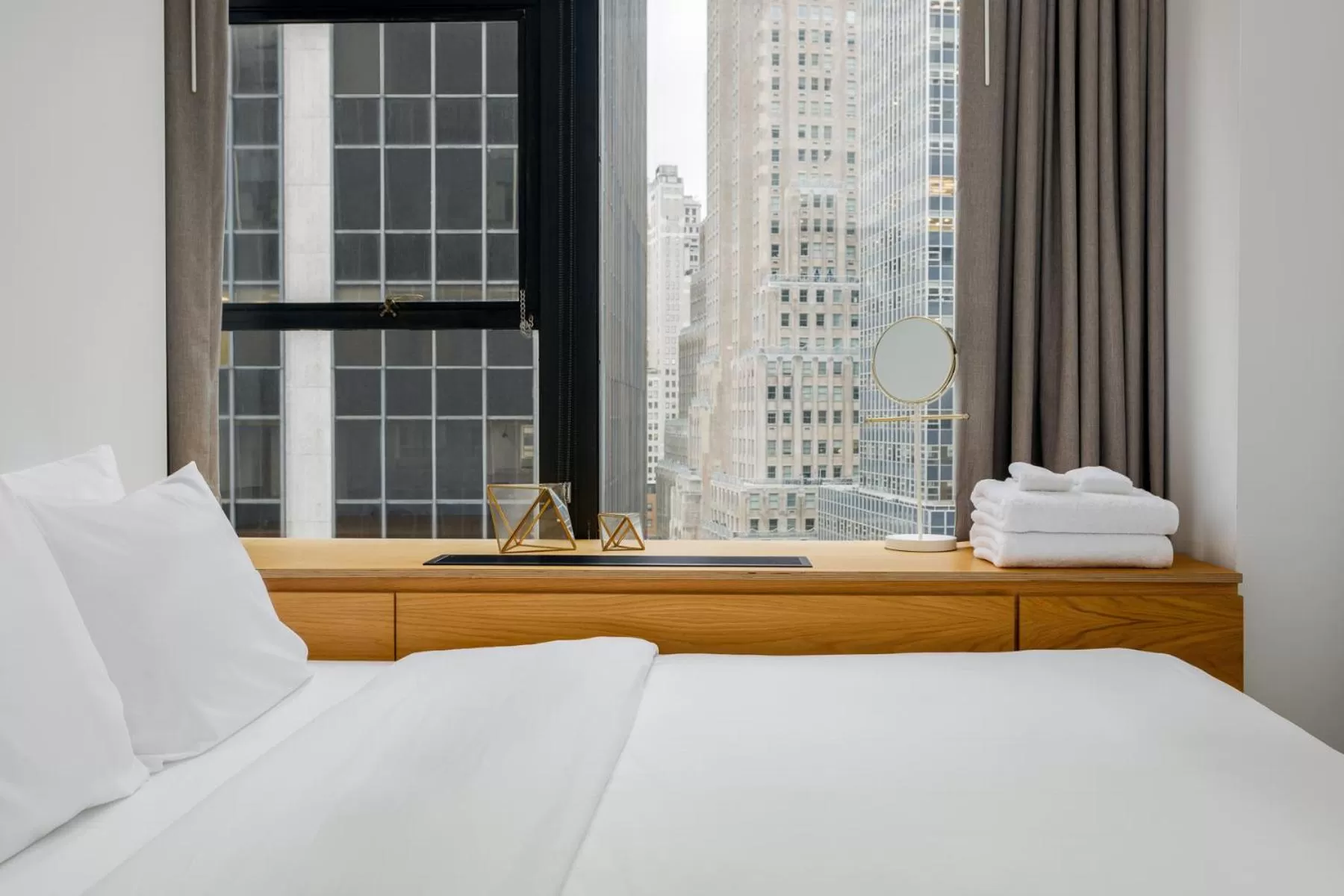 Bed in Placemakr Wall Street