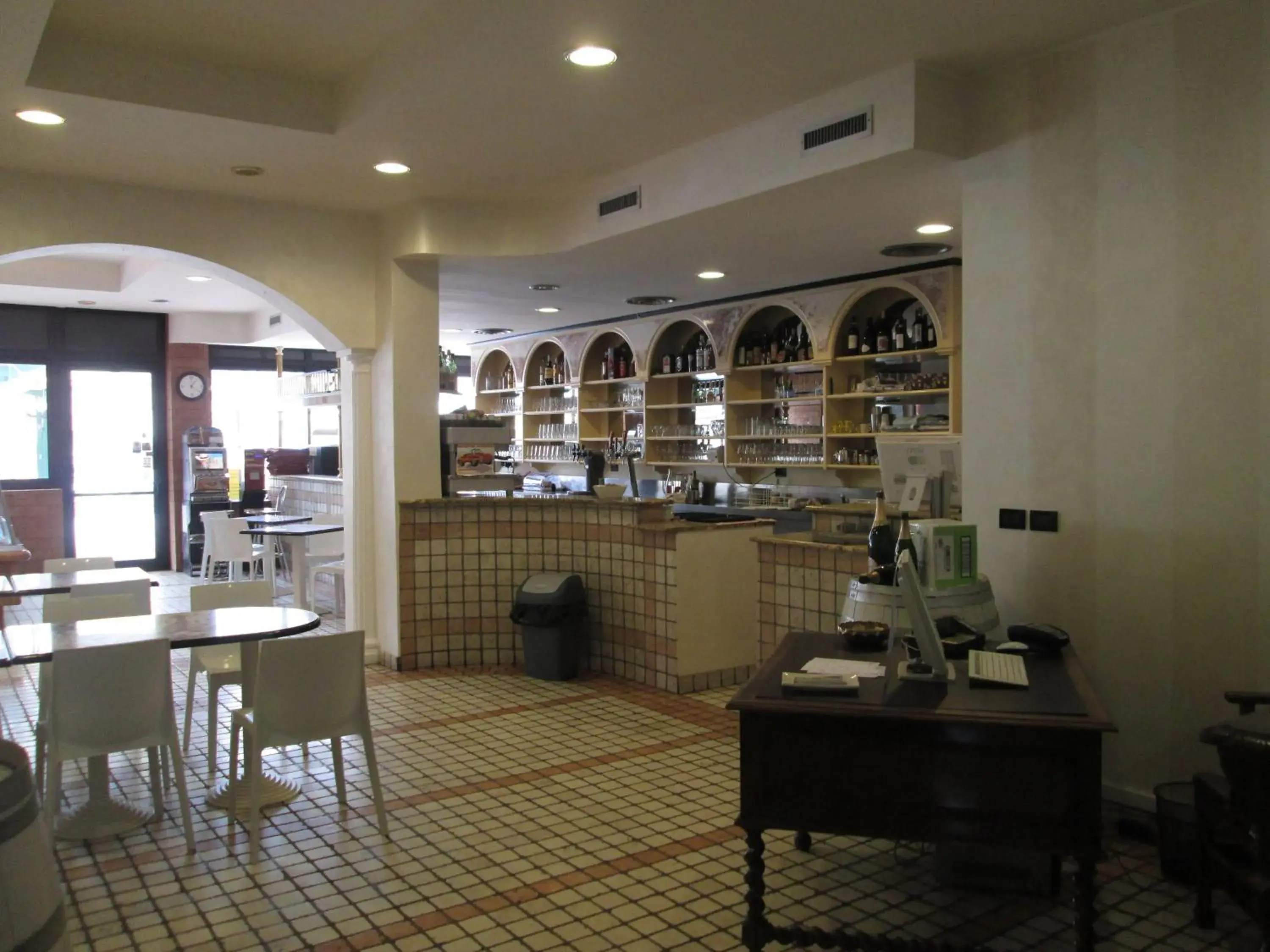 Lounge or bar, Restaurant/Places to Eat in Hotel Stazione