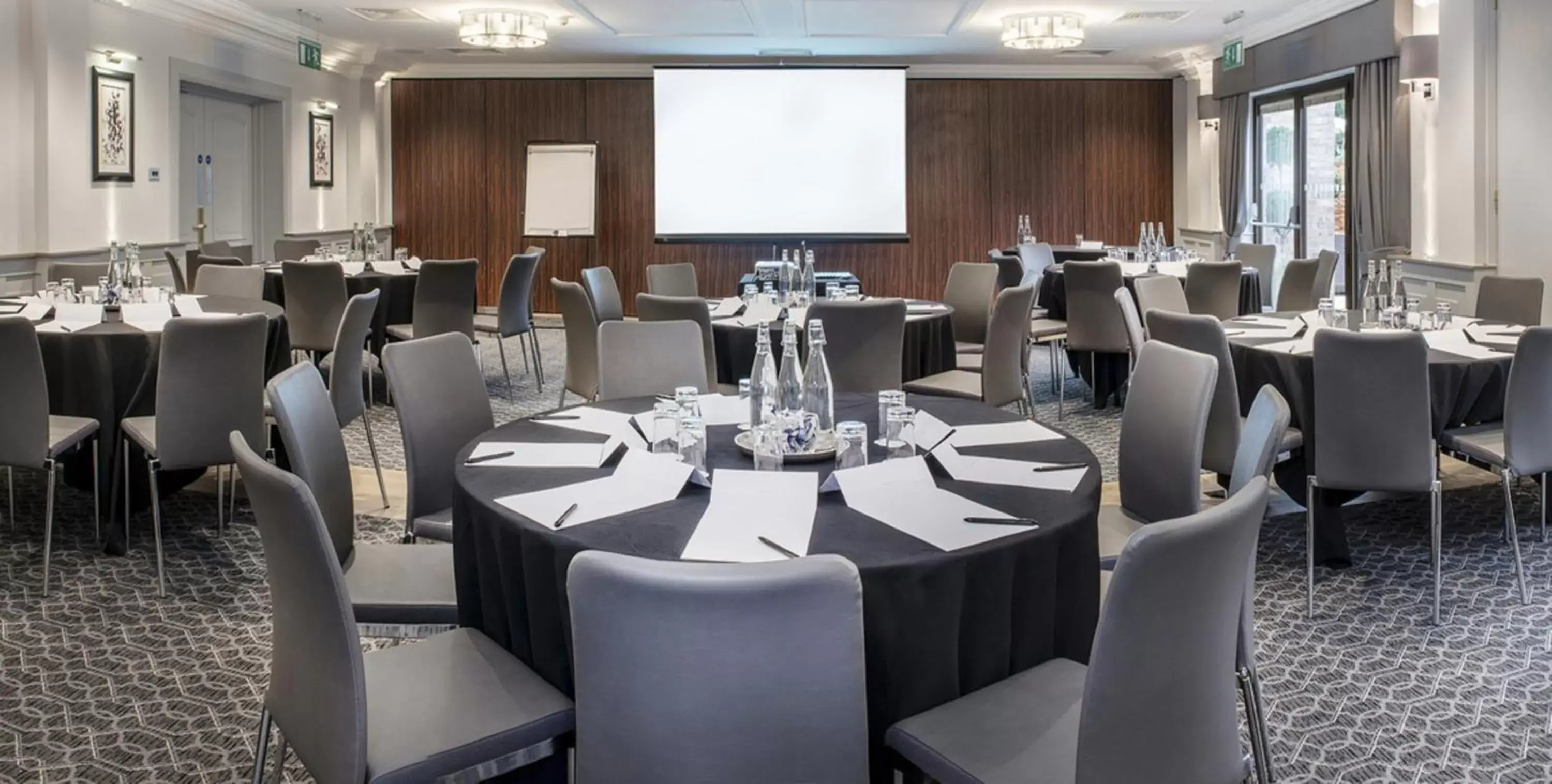 Meeting/conference room, Banquet Facilities in voco - Oxford Spires, an IHG Hotel