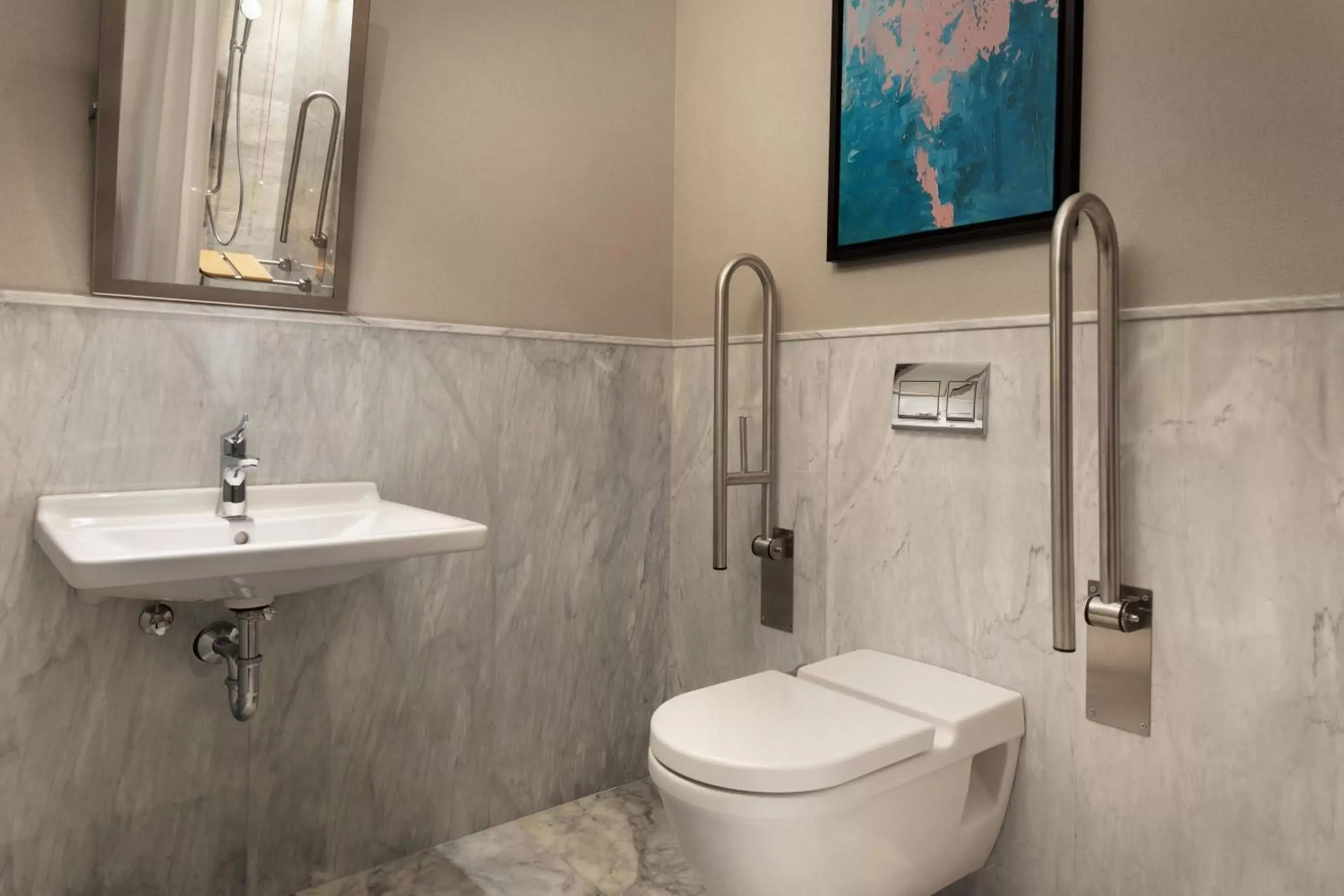 Bathroom in Izmir Marriott Hotel