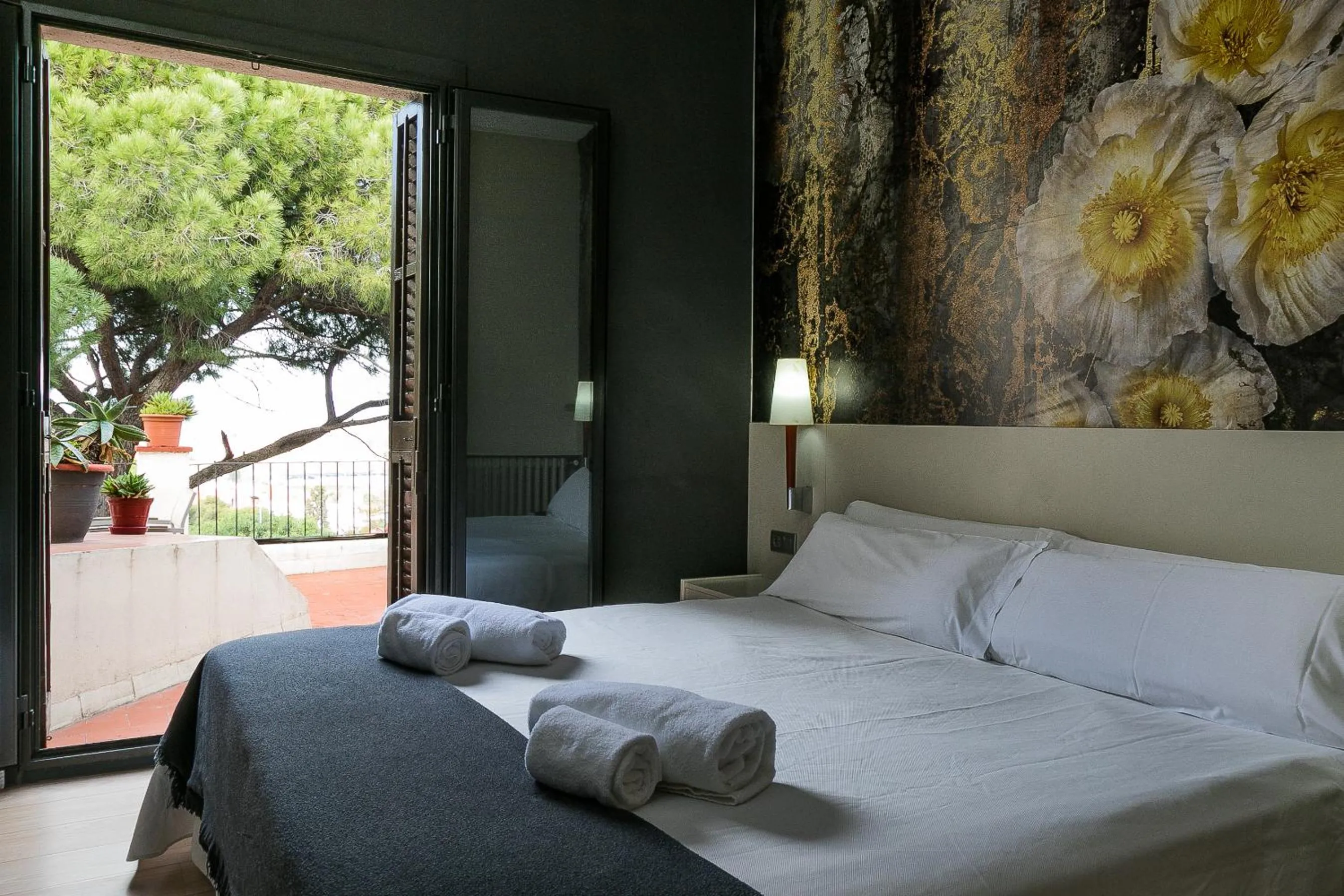 Bed in Hotel El Castell