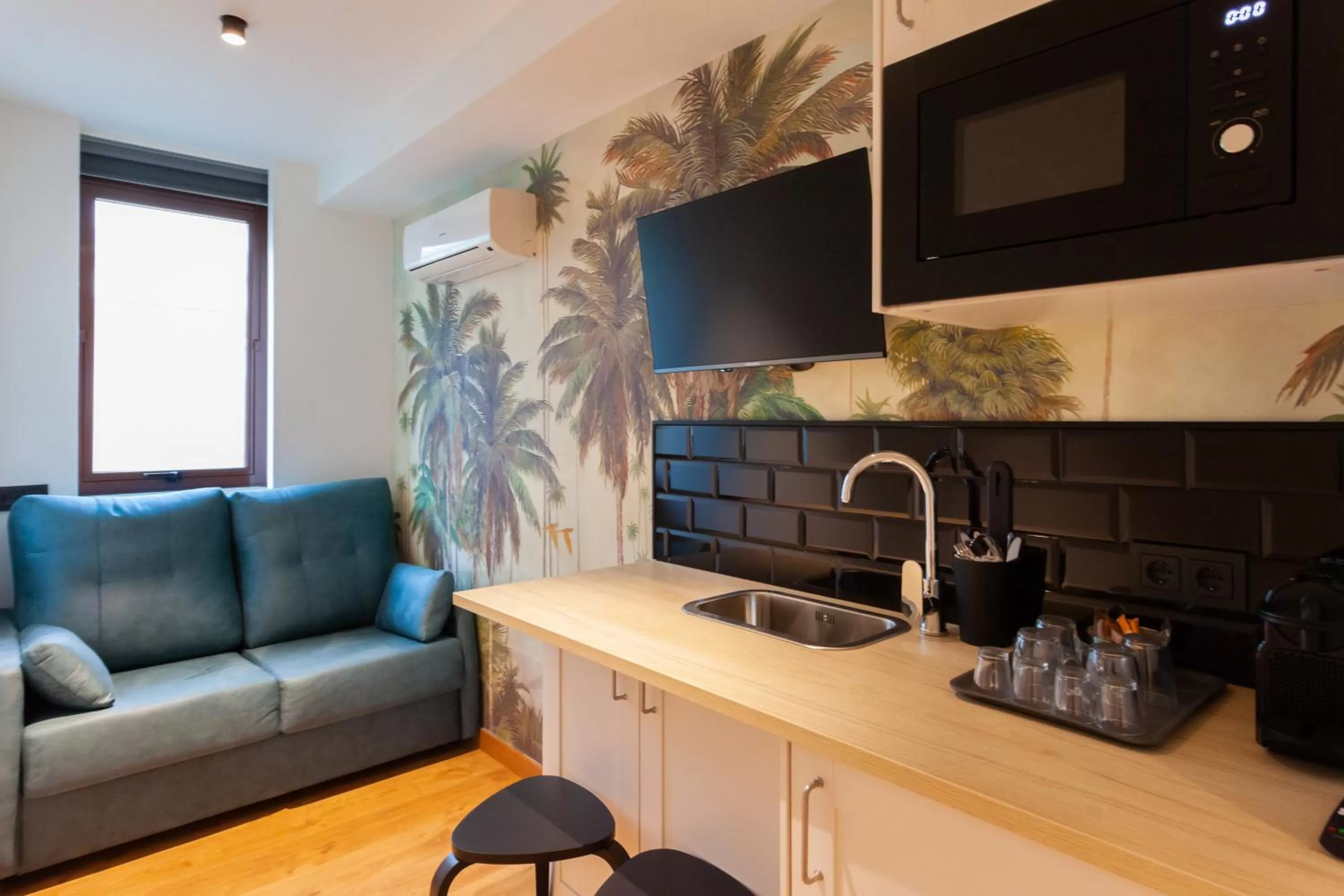 Kitchen or kitchenette in Welldone Sierpes Boutique