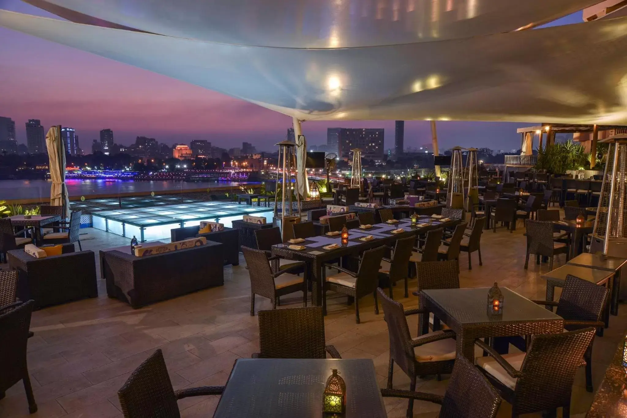 Restaurant/Places to Eat in InterContinental Cairo Semiramis, an IHG Hotel