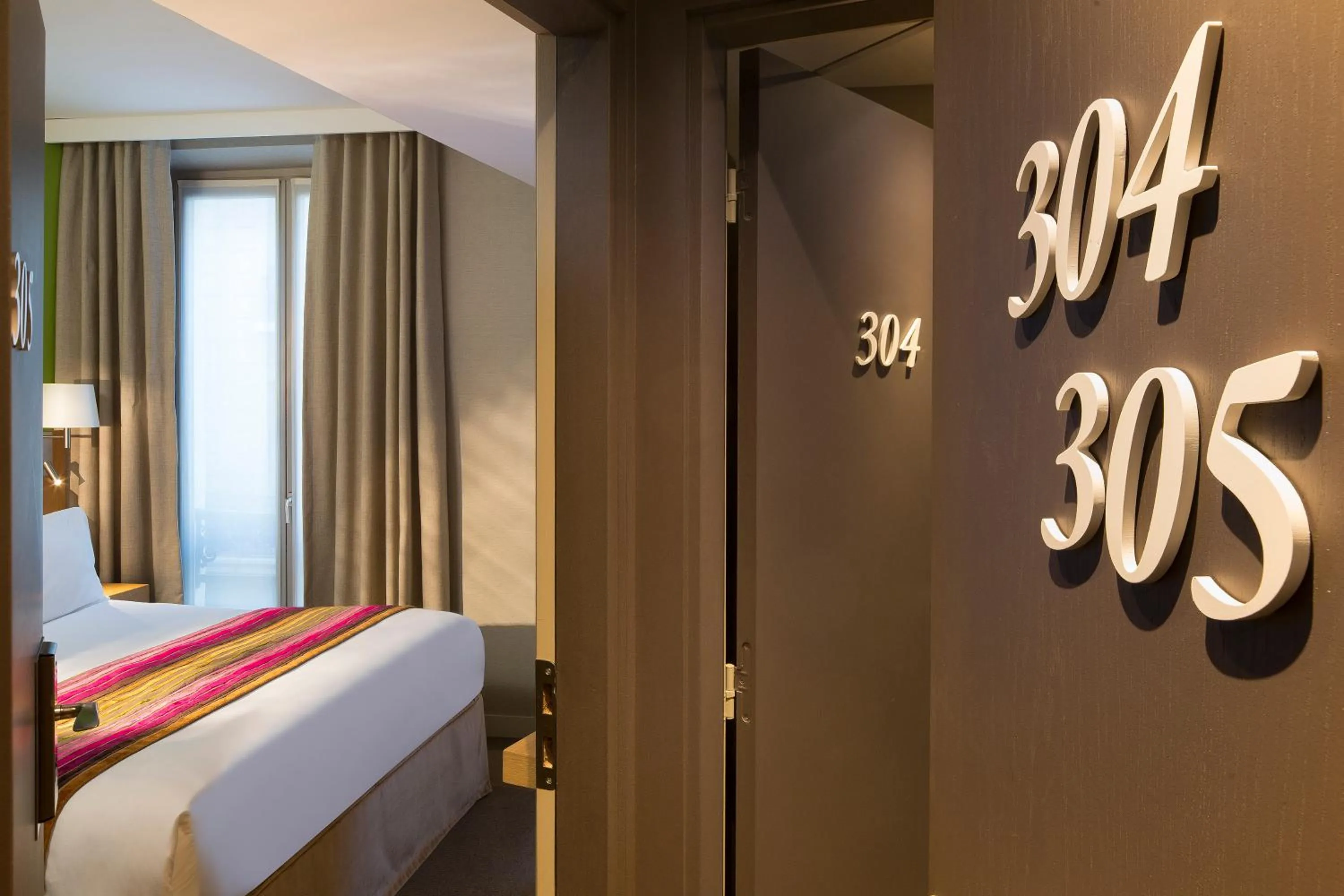 Other, Bed in Hôtel Cordelia Opéra-Madeleine