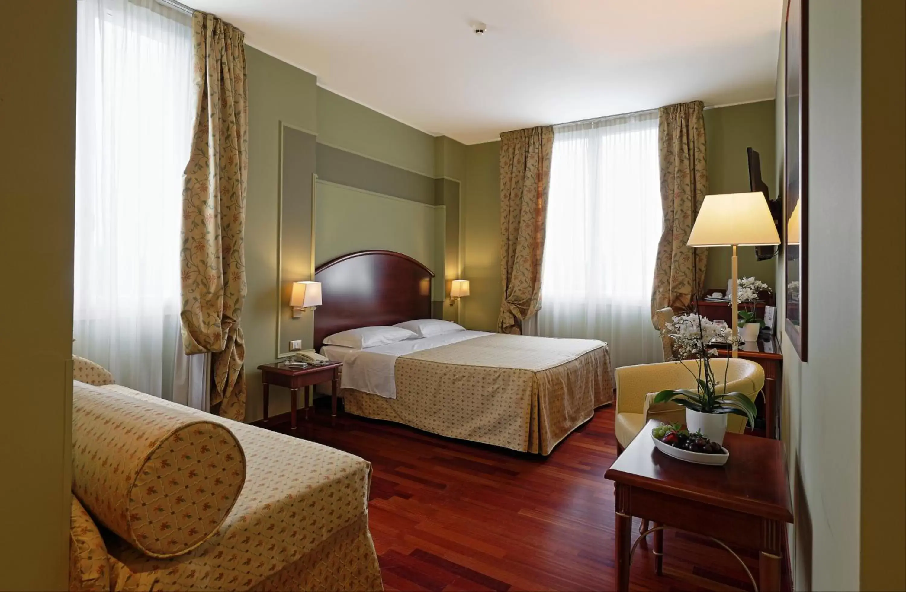 Bed in Savoia Hotel Regency