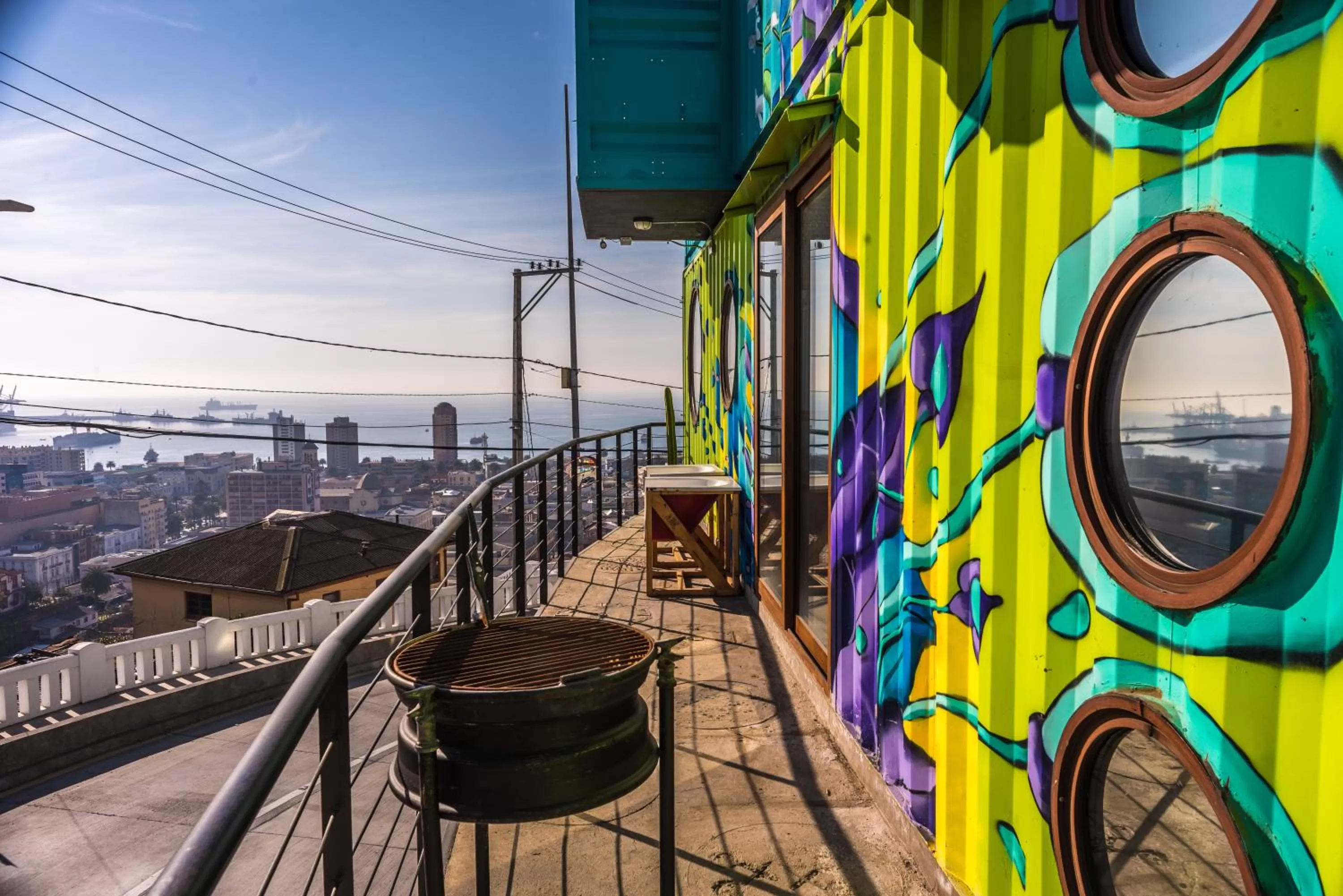 Patio in Hotel Winebox Valparaiso