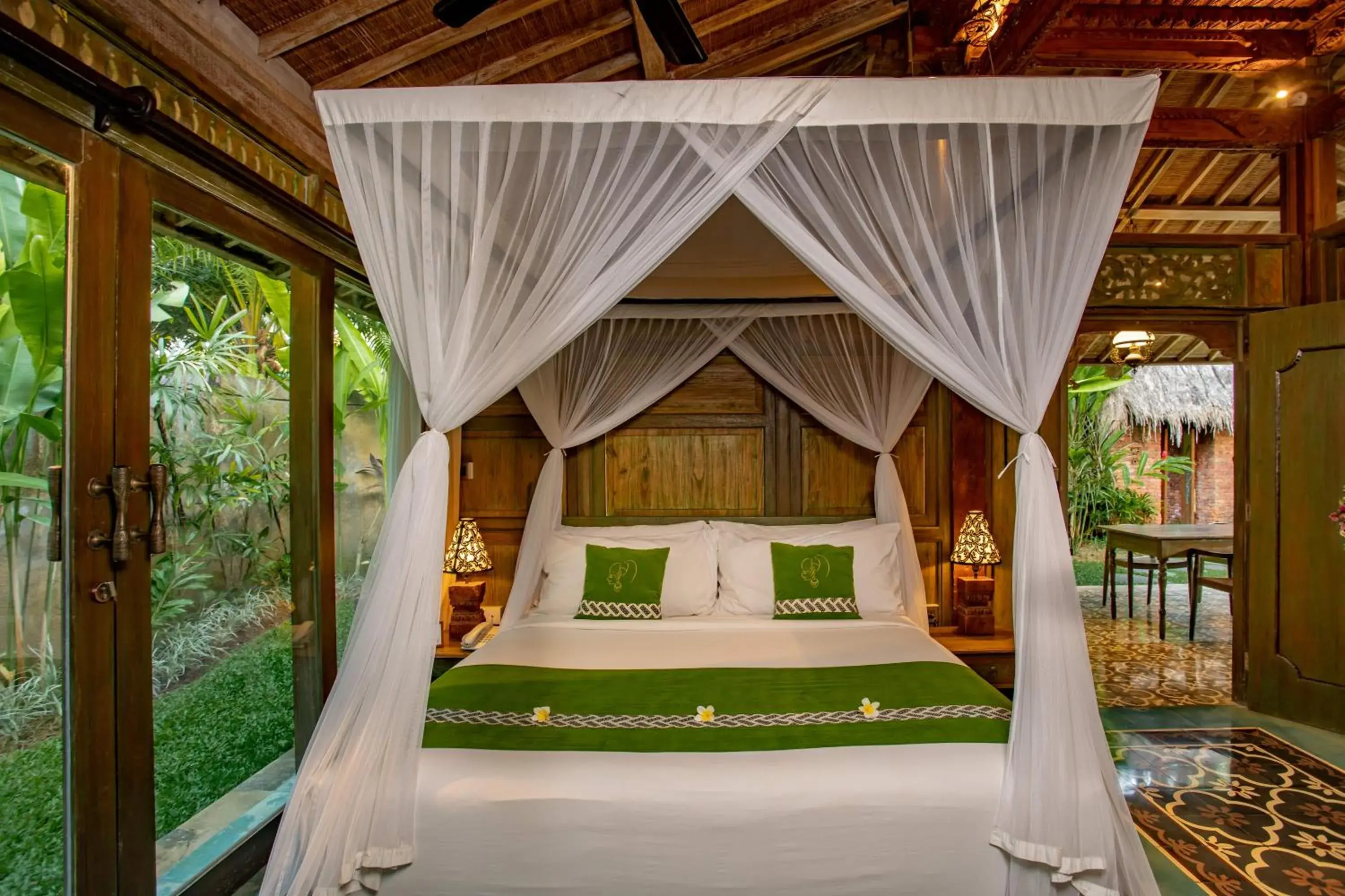 Bed in Arya Villas Ubud