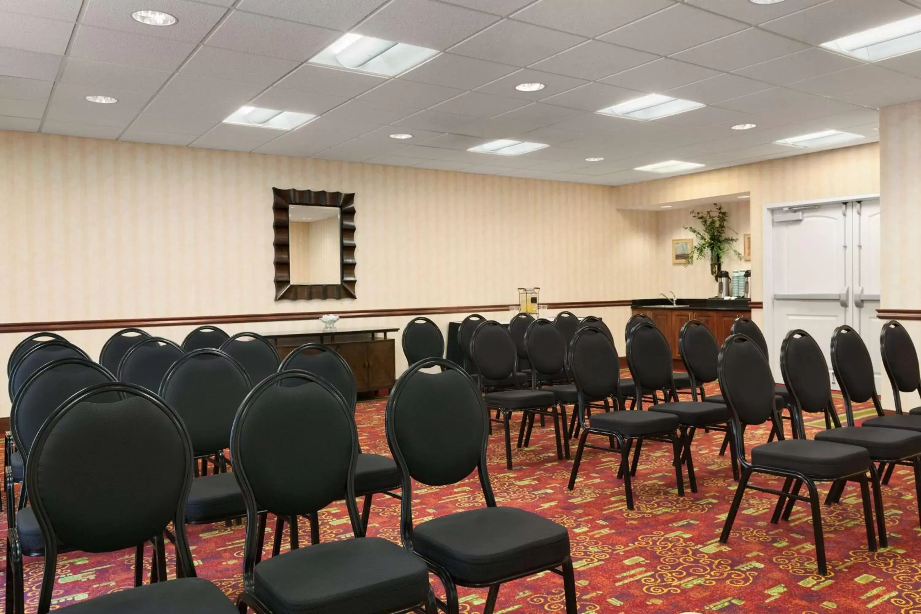 Meeting/conference room in Homewood Suites Medford