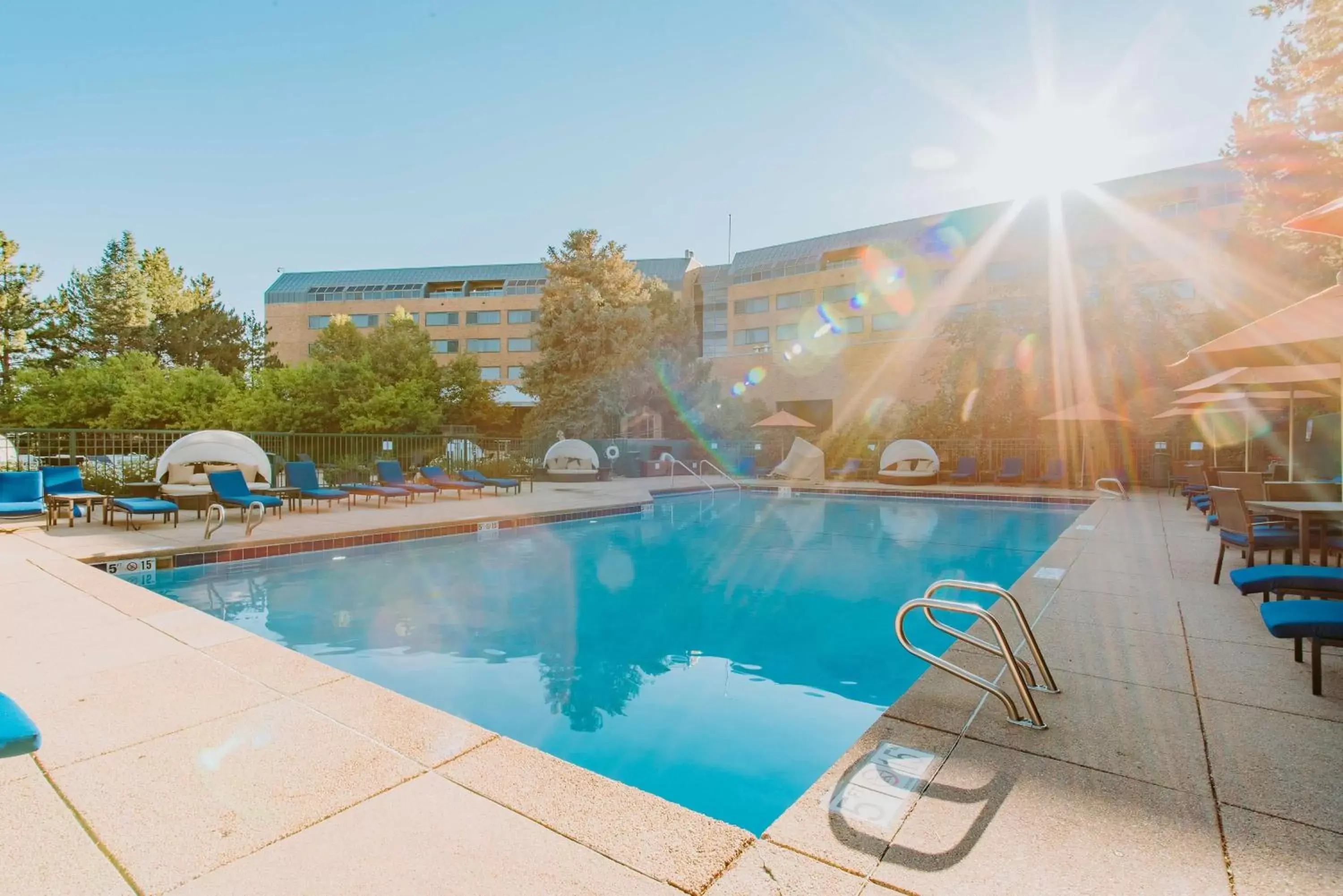 Pool view, Swimming Pool in The Inverness Denver, a Hilton Golf & Spa Resort