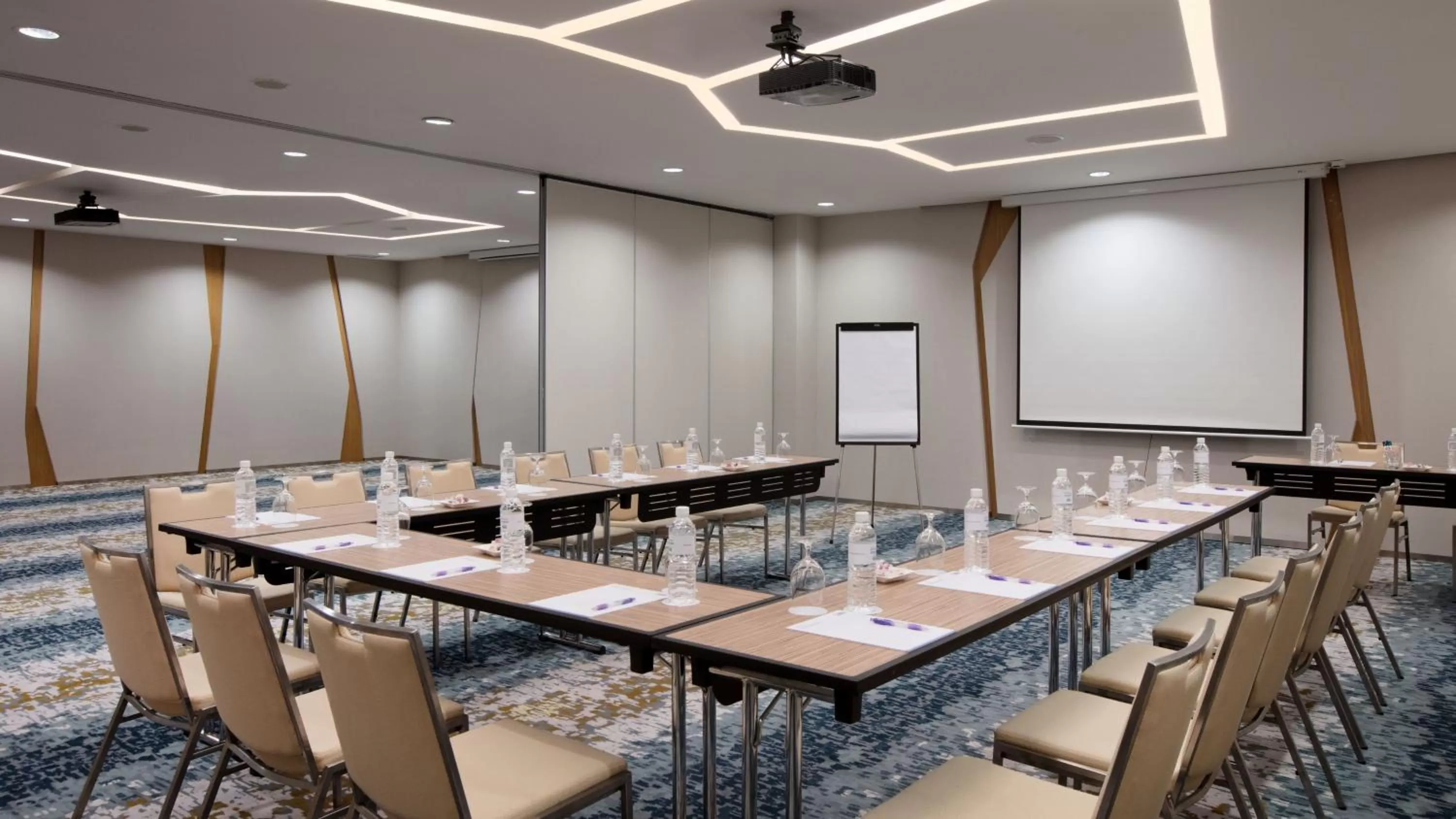 Meeting/conference room in Holiday Inn Resort Baruna Bali by IHG