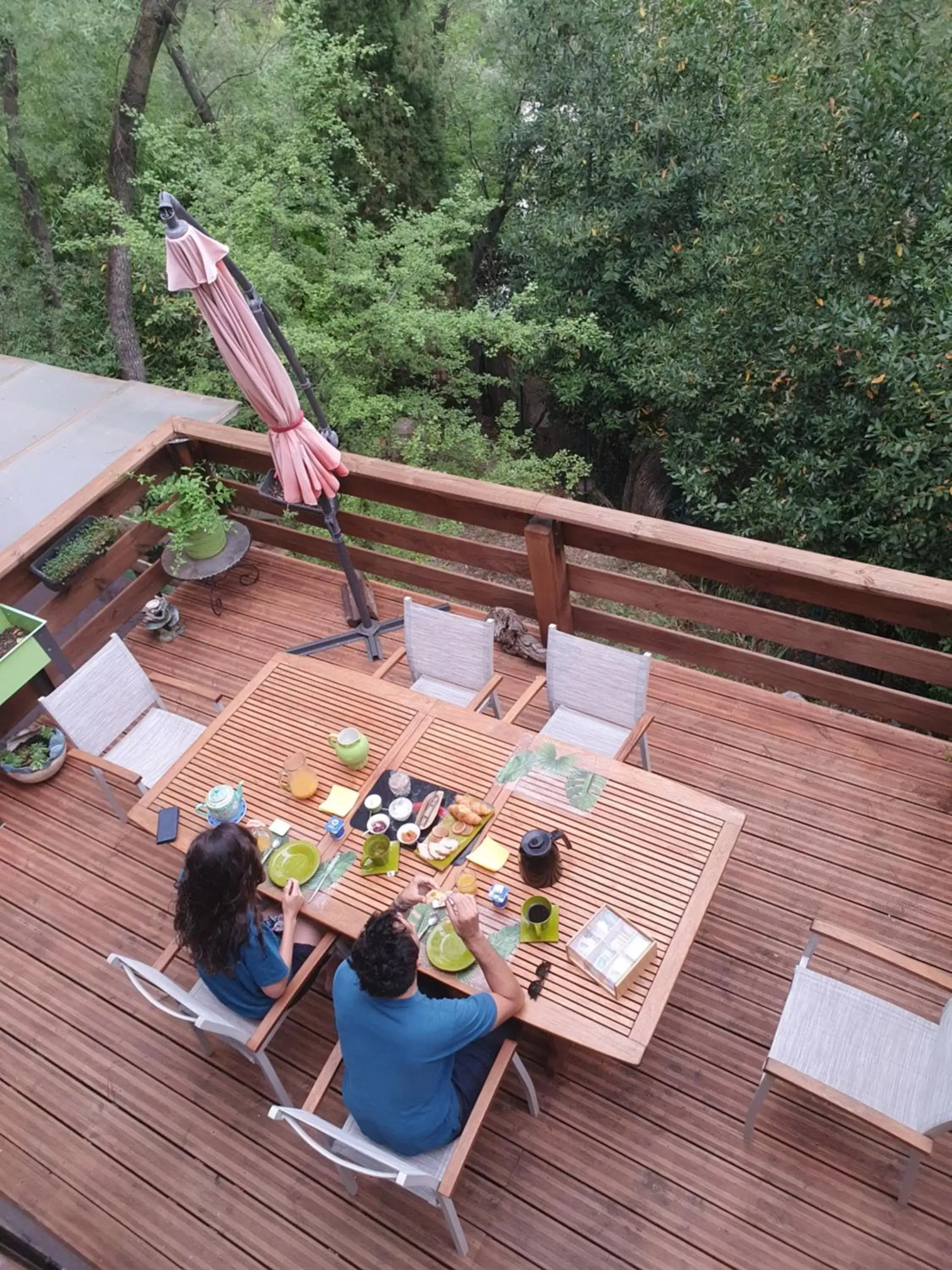 Patio in Chambres d'hôtes Le Bois Des Frênes