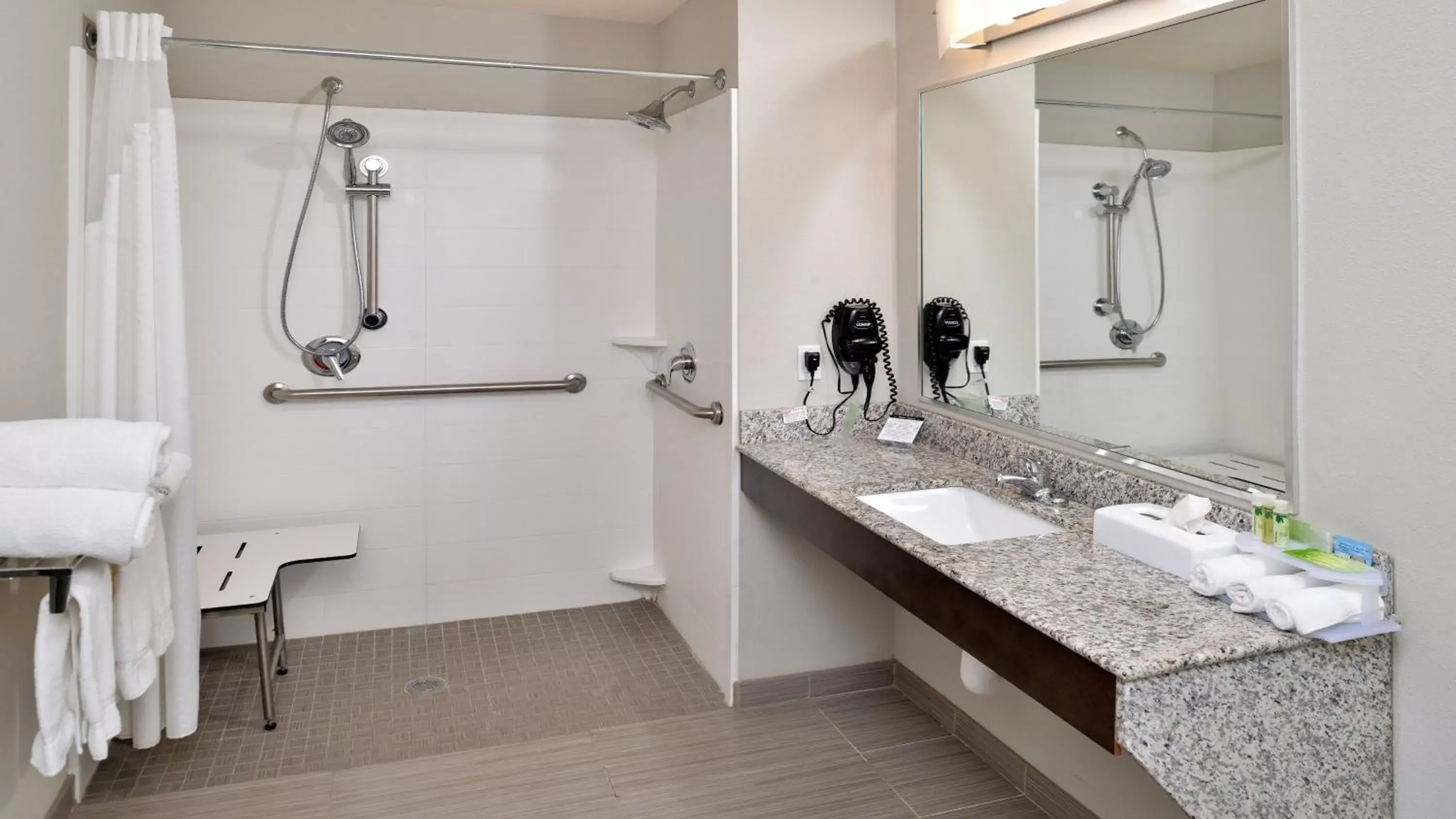 Photo of the whole room, Bathroom in Holiday Inn Express Hotel & Suites Fort Walton Beach Hurlburt Area, an IHG Hotel
