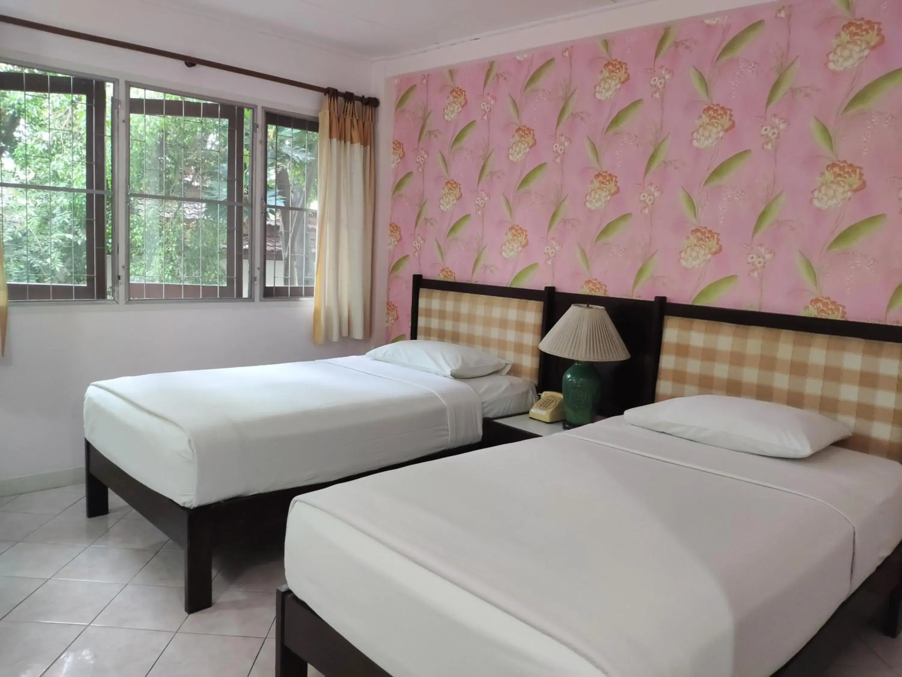 Bed in Changpuak Hotel
