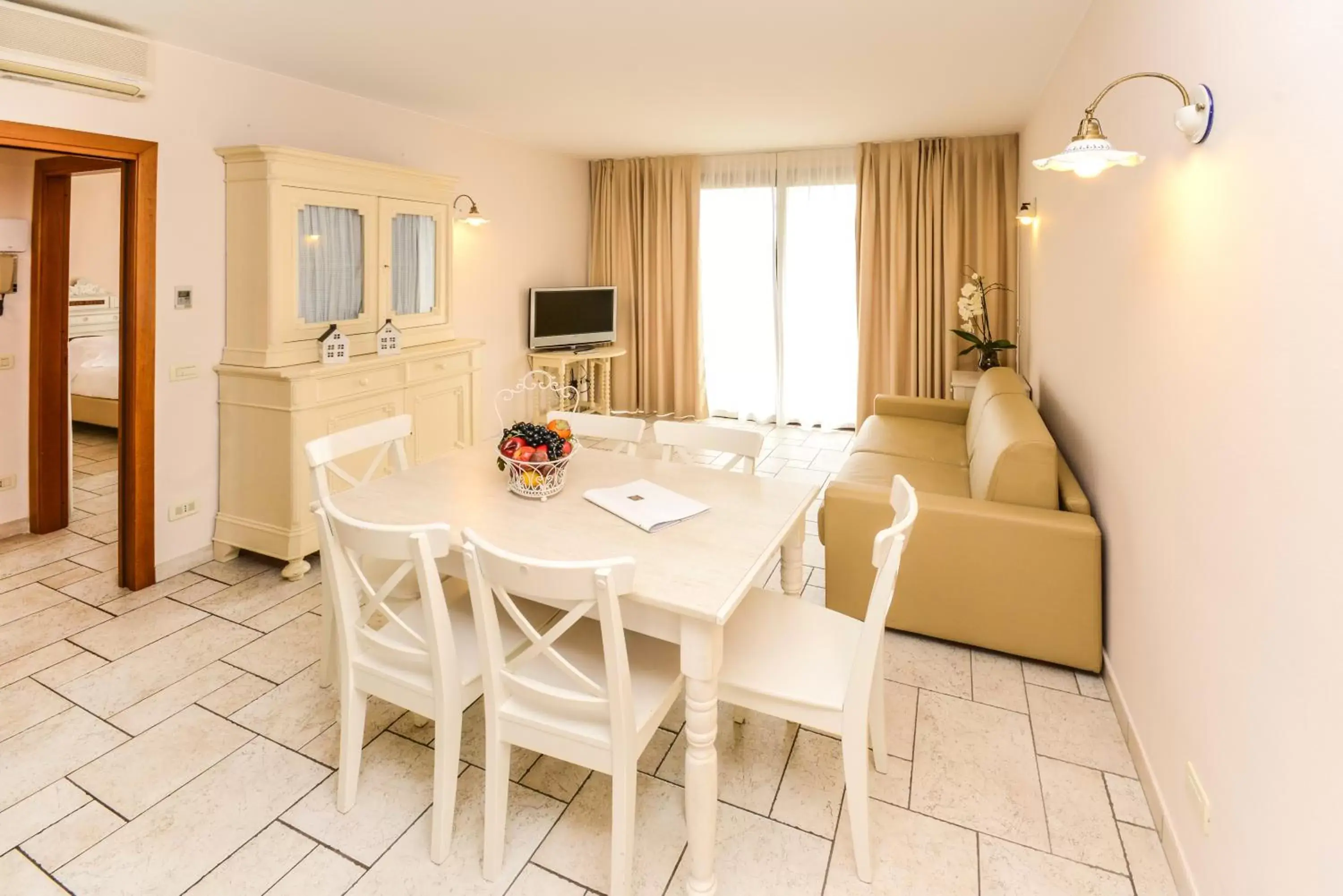 Living room, Dining Area in Il Sogno Apartments