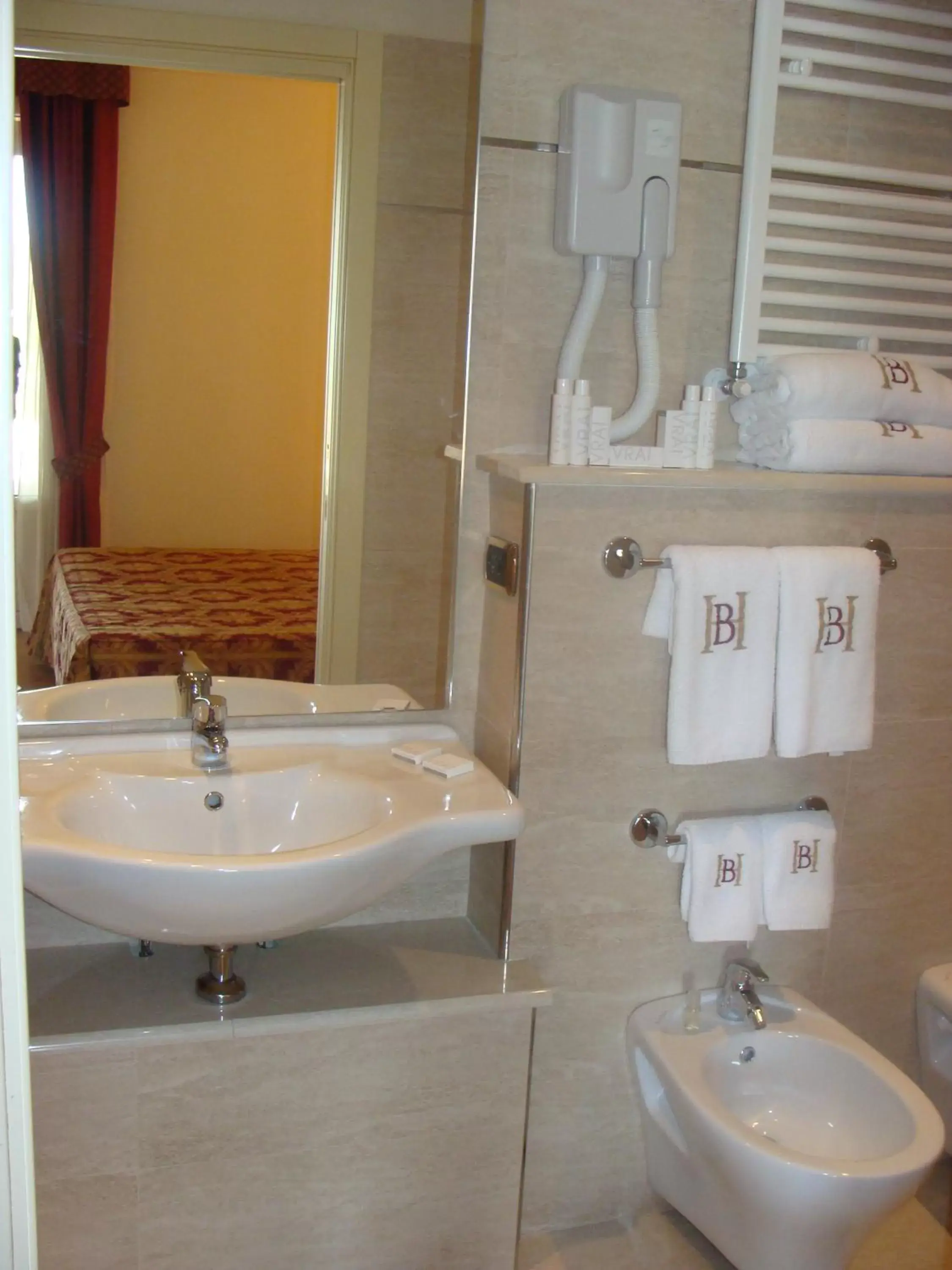 Bathroom in Hotel Belforte