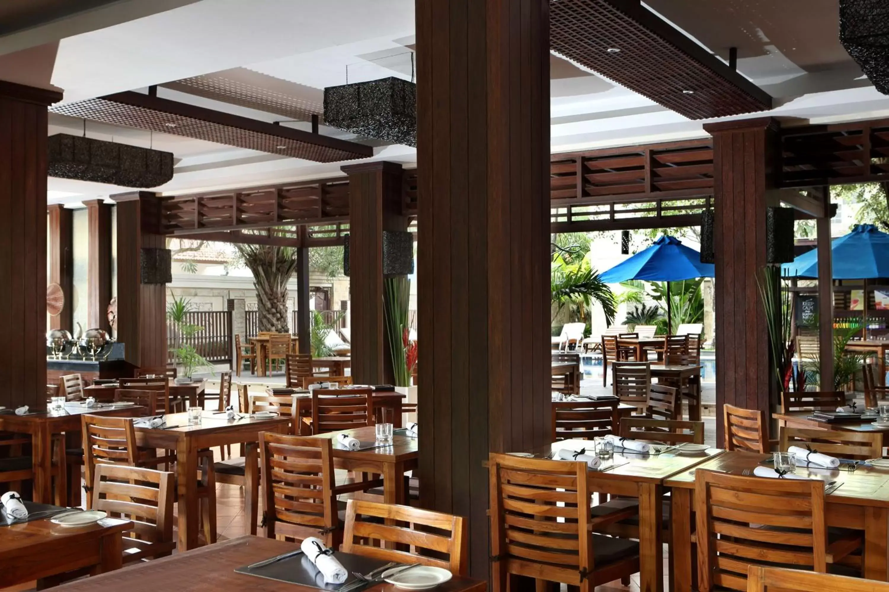 Restaurant/Places to Eat in Best Western Kuta Villa