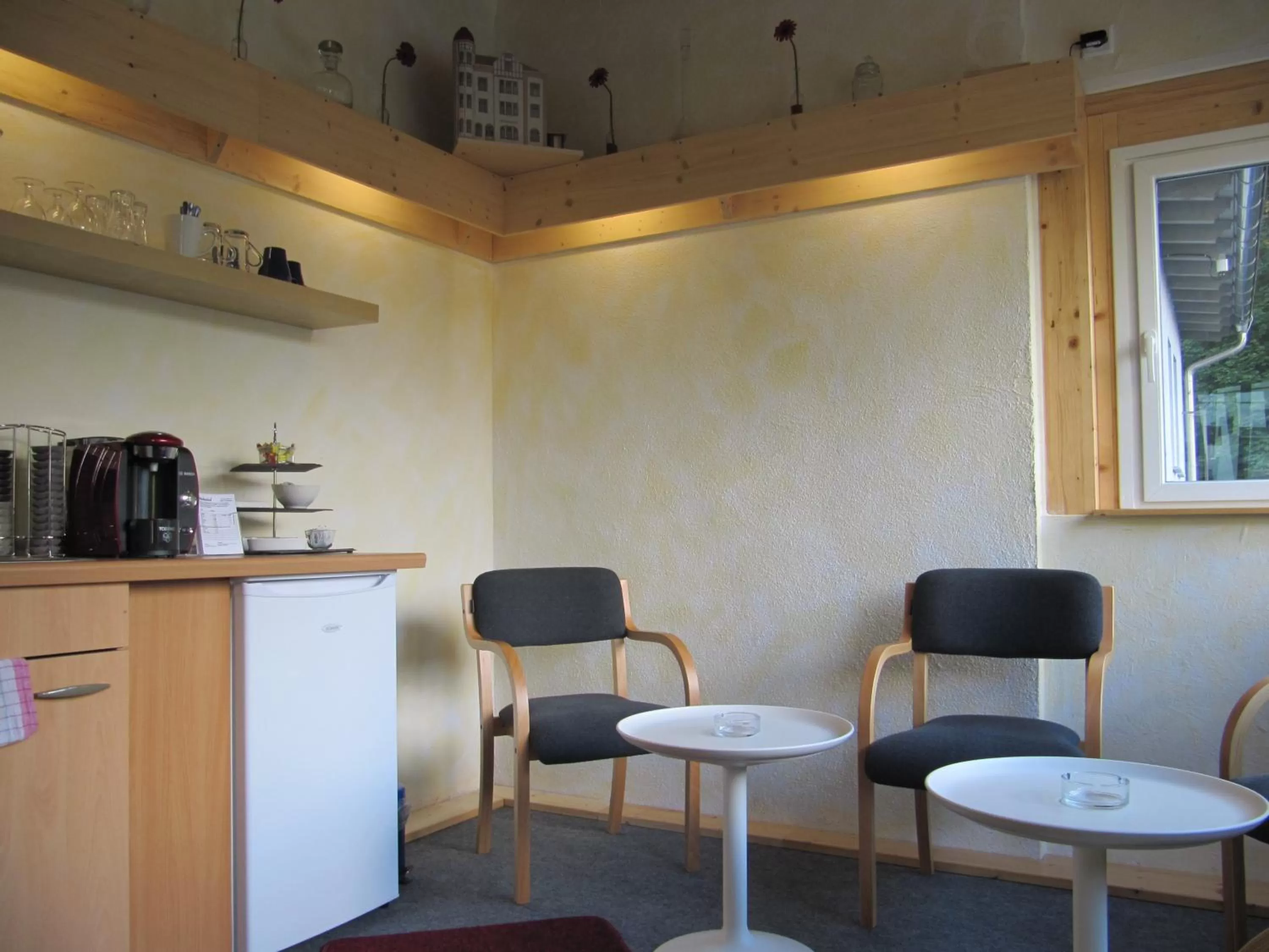 Communal lounge/ TV room in Hotel Weidenhof