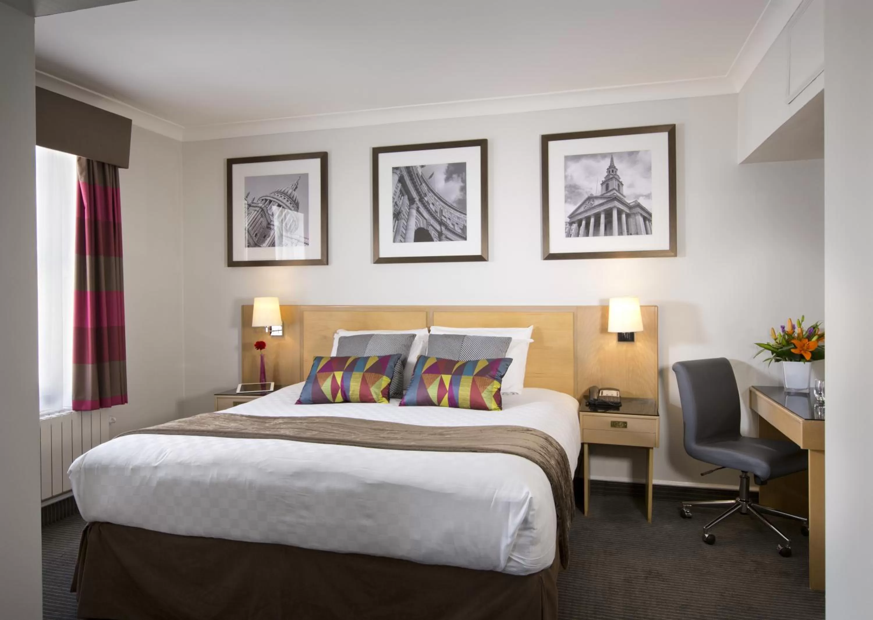 Bed in Thistle London Bloomsbury Park