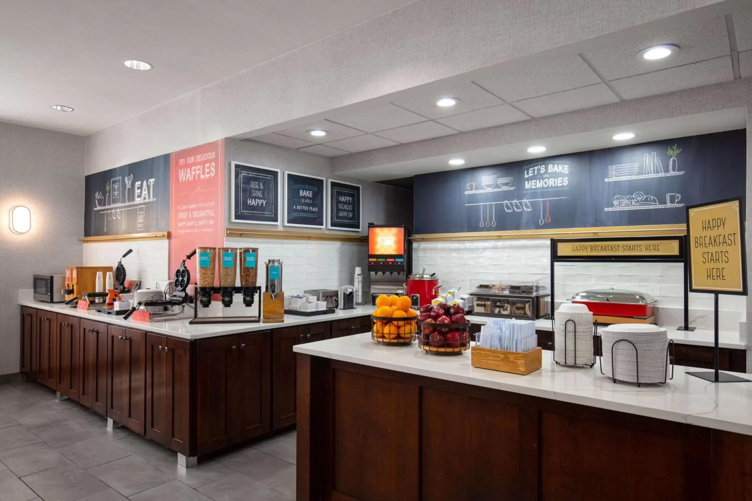 Breakfast, Restaurant/Places to Eat in Hampton Inn & Suites El Paso-Airport