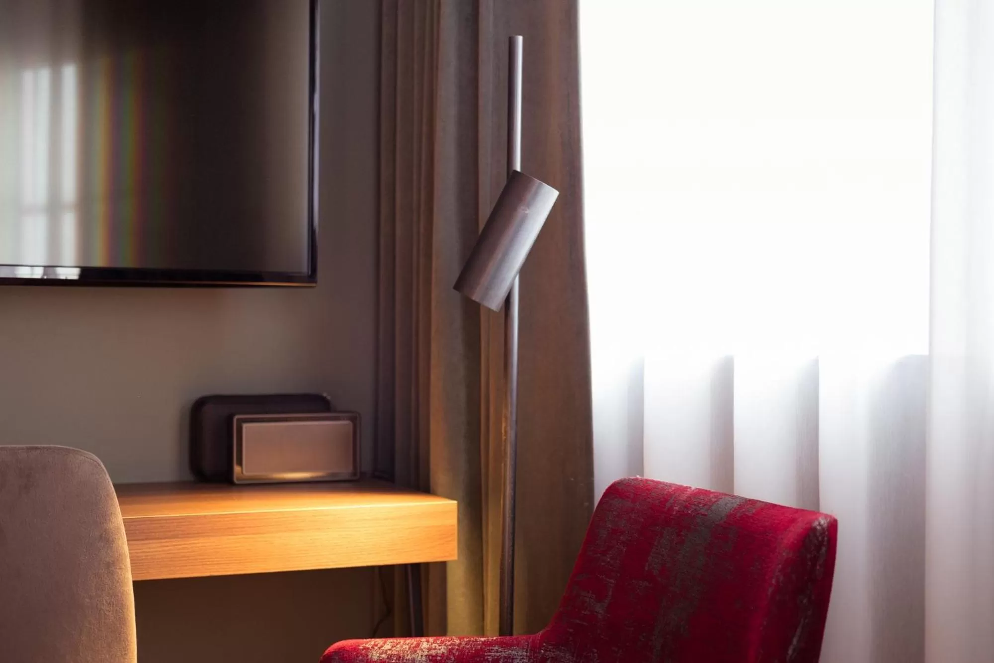 TV and multimedia in U Eat & Sleep Antwerp