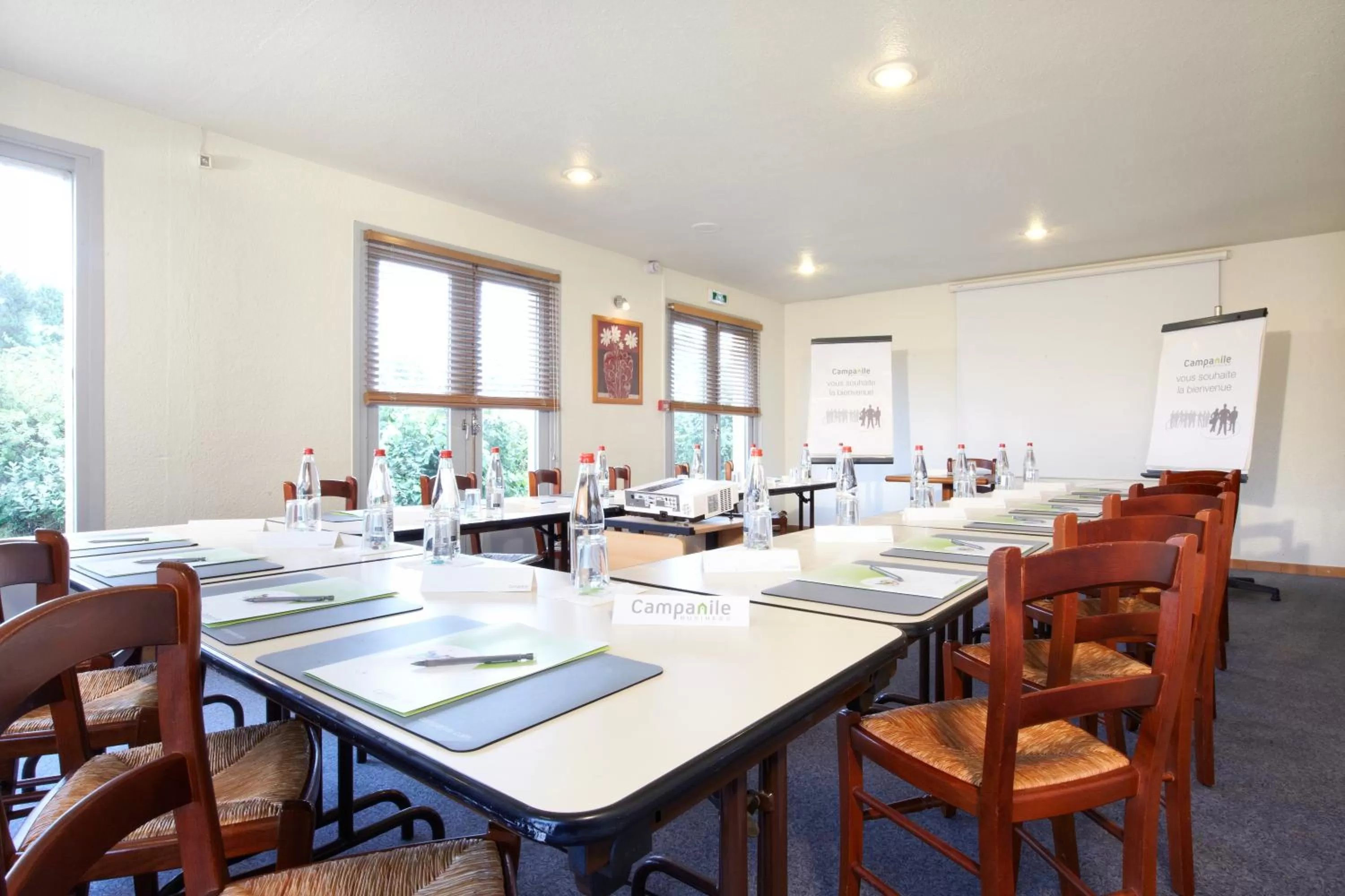 Business facilities in Campanile Dunkerque Est - Armbouts-Cappel