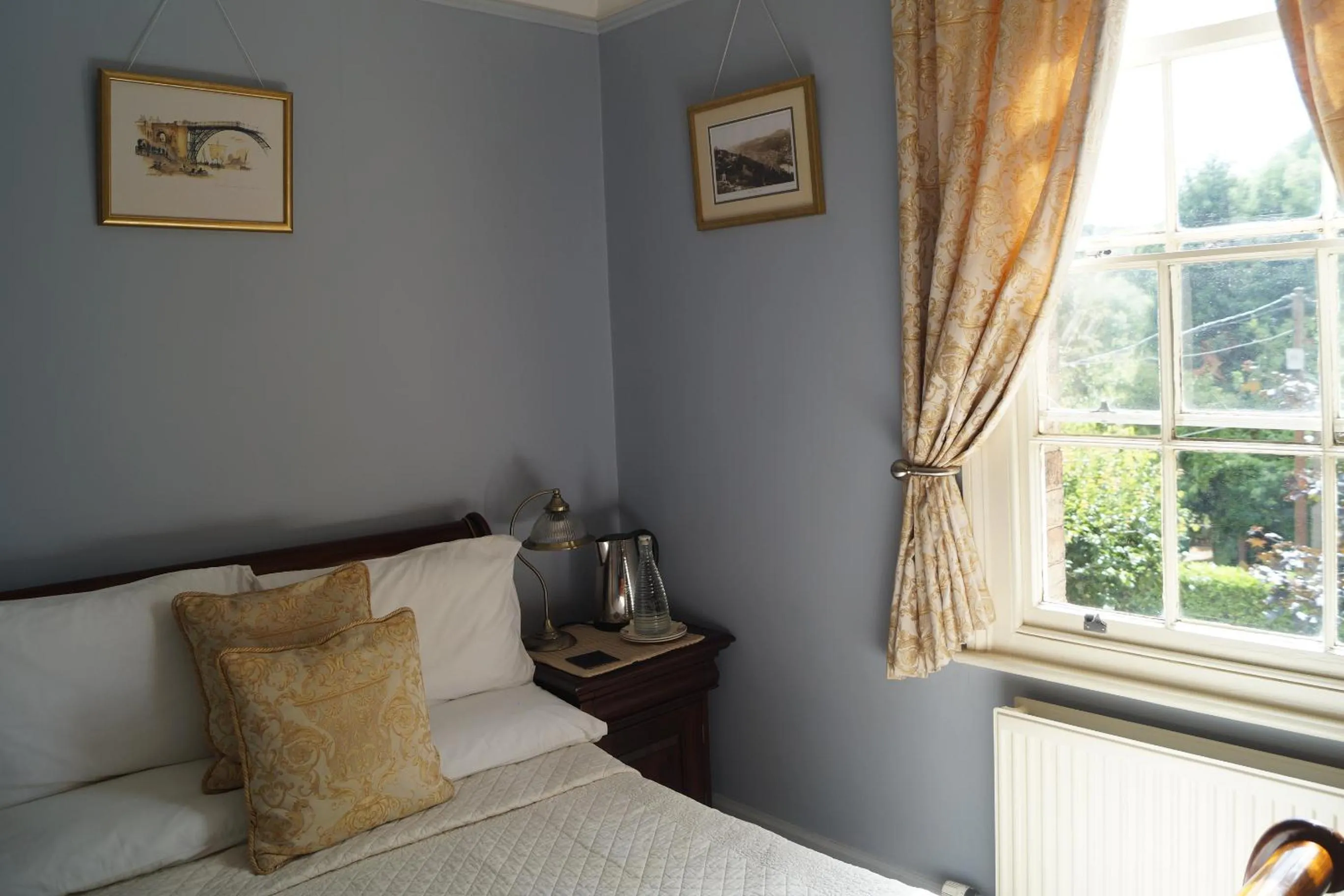 Bed in Foundry Masters House