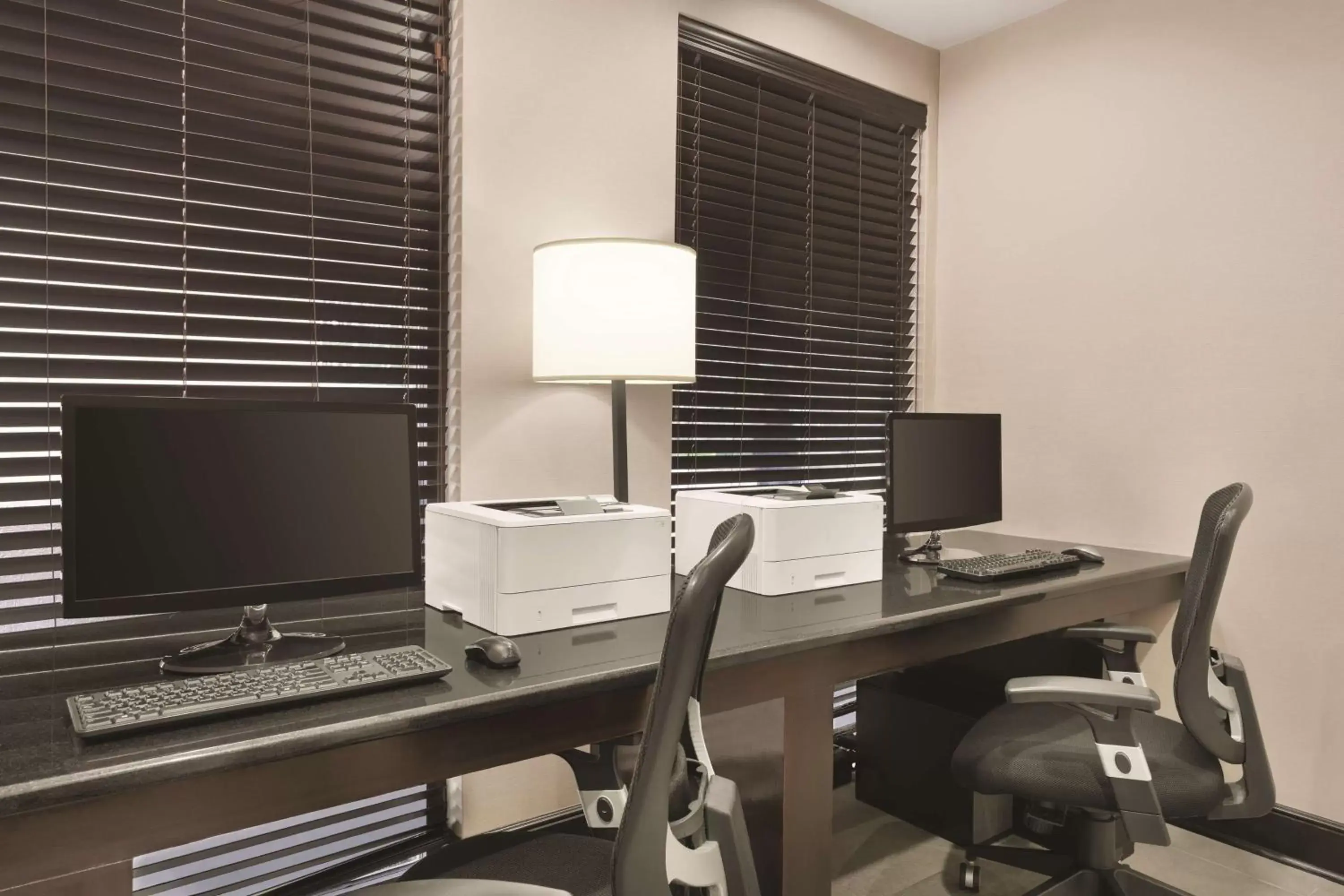 Business facilities, TV/Entertainment Center in Country Inn & Suites by Radisson, Florence, SC