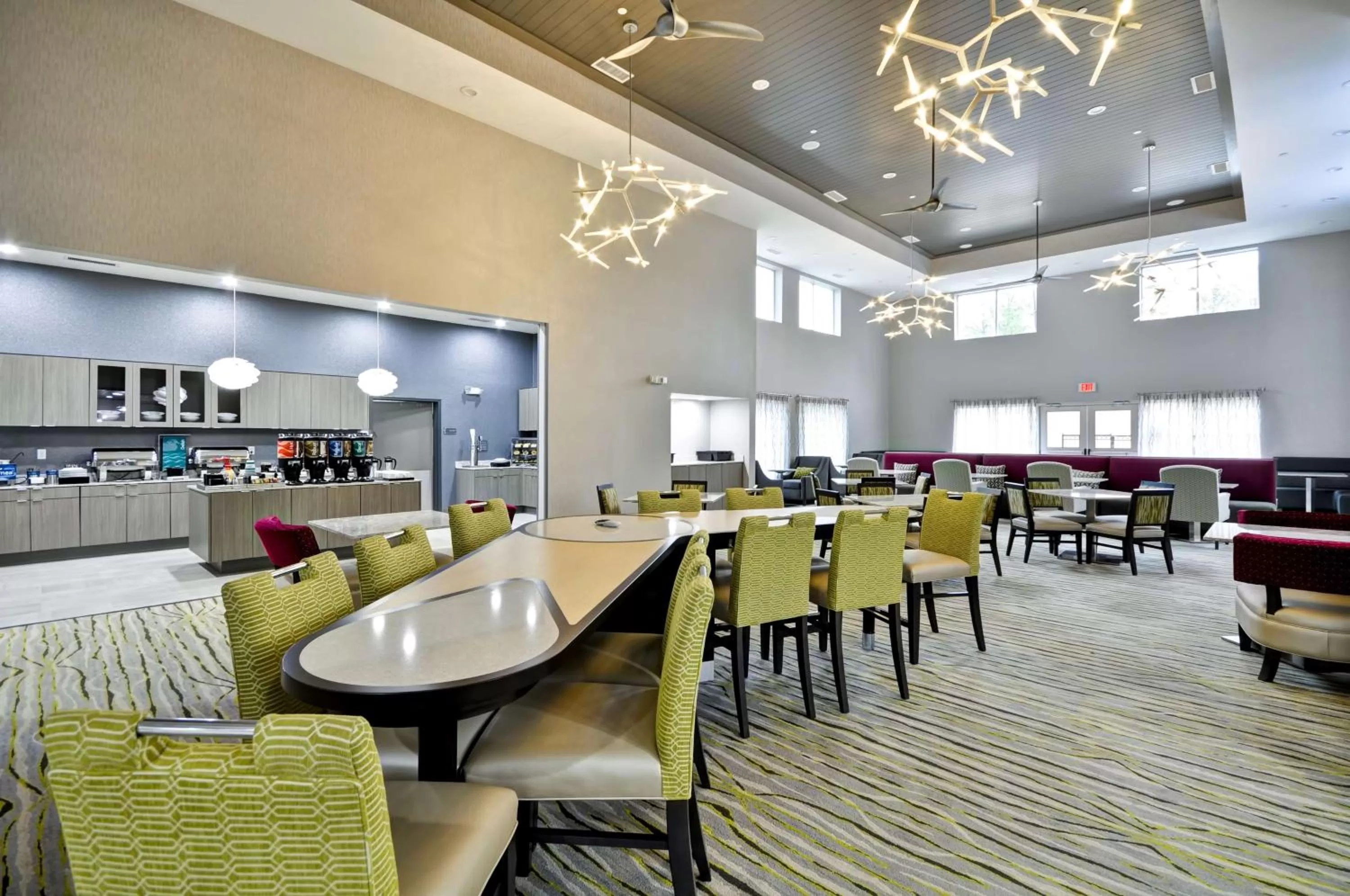 Dining area in Homewood Suites by Hilton Tyler