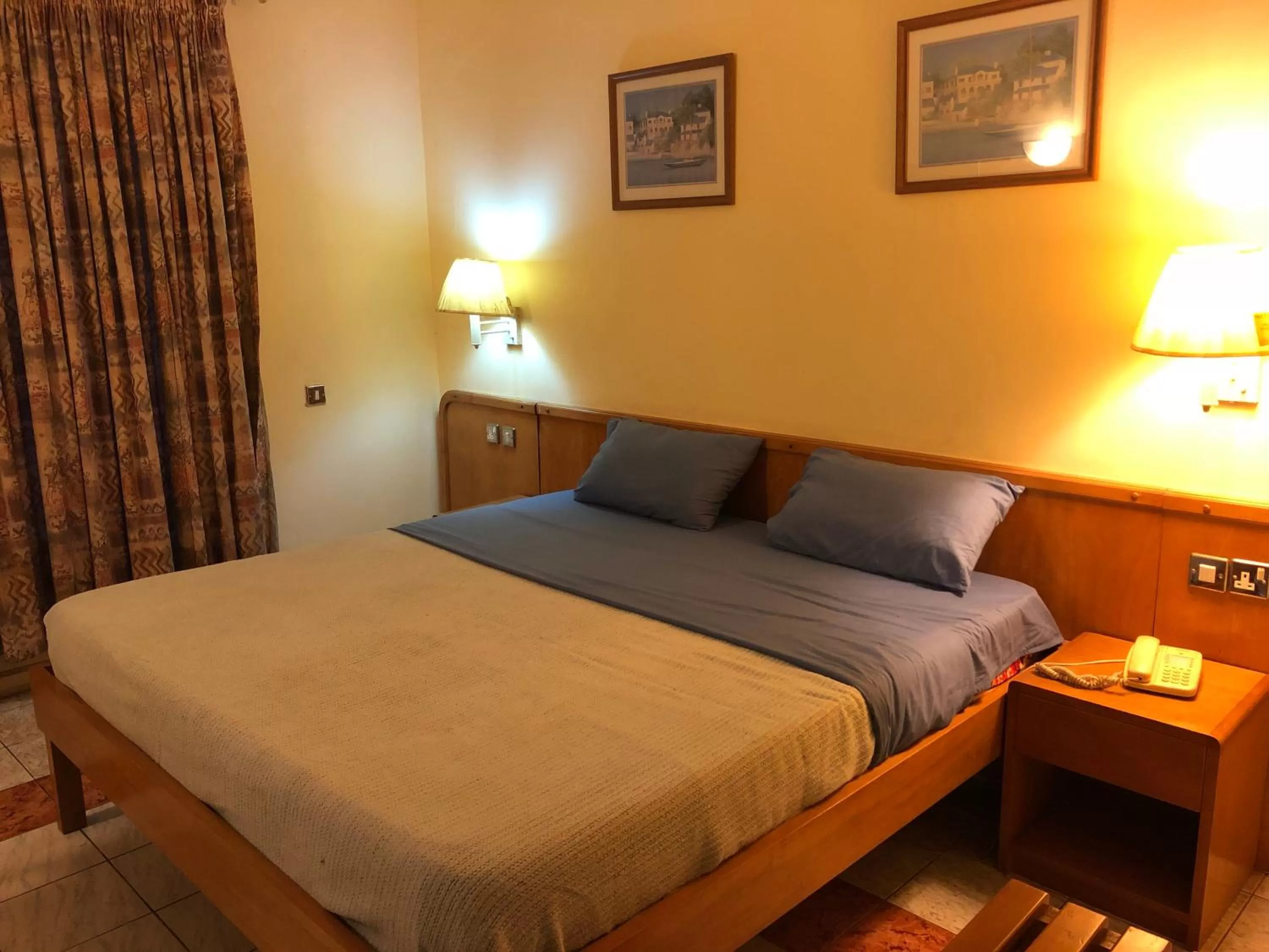 Bed in Maple Leaf Korean Hotel