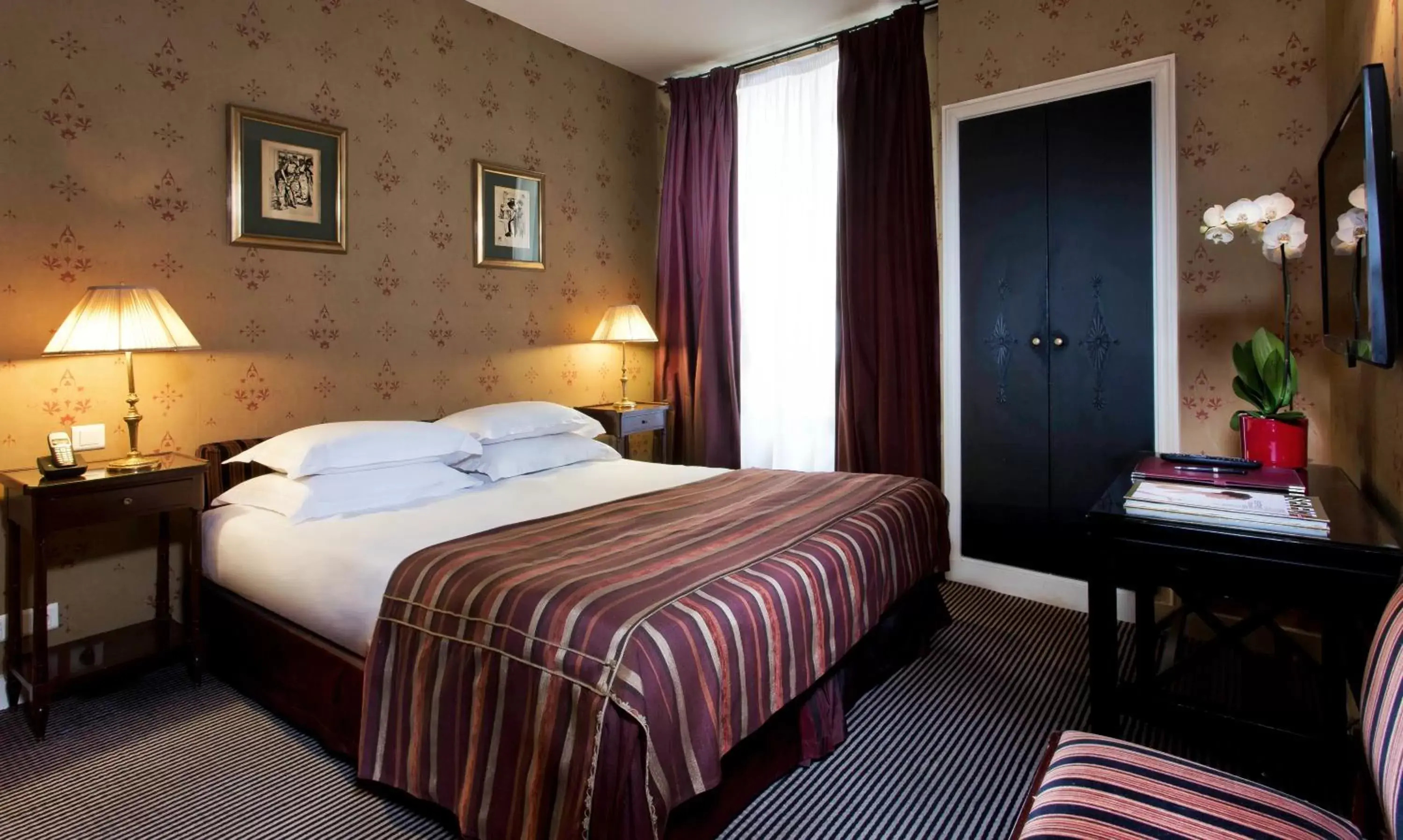 Photo of the whole room, Bed in Hotel Residence Des Arts