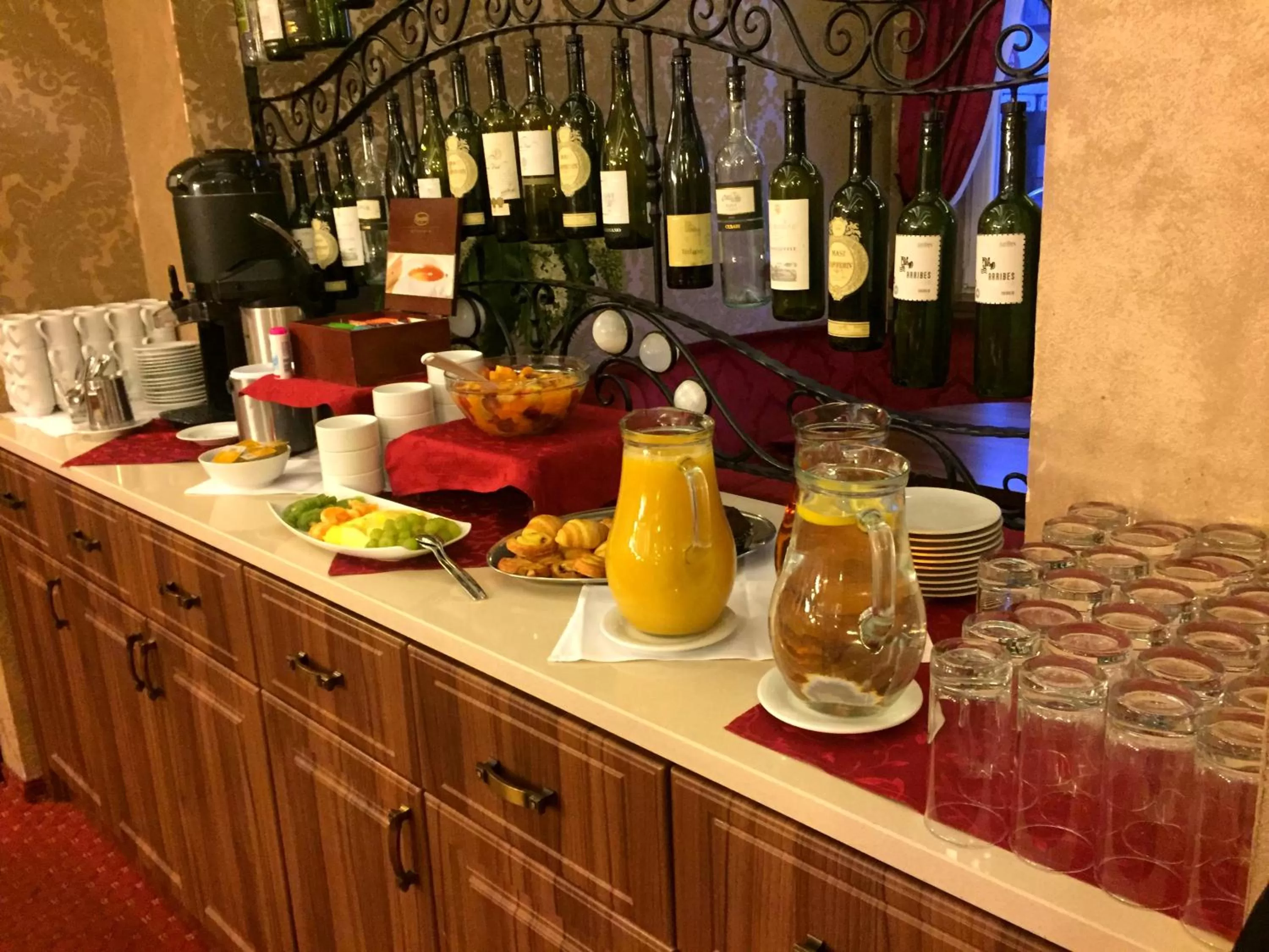 Breakfast in Hotel Dvorana