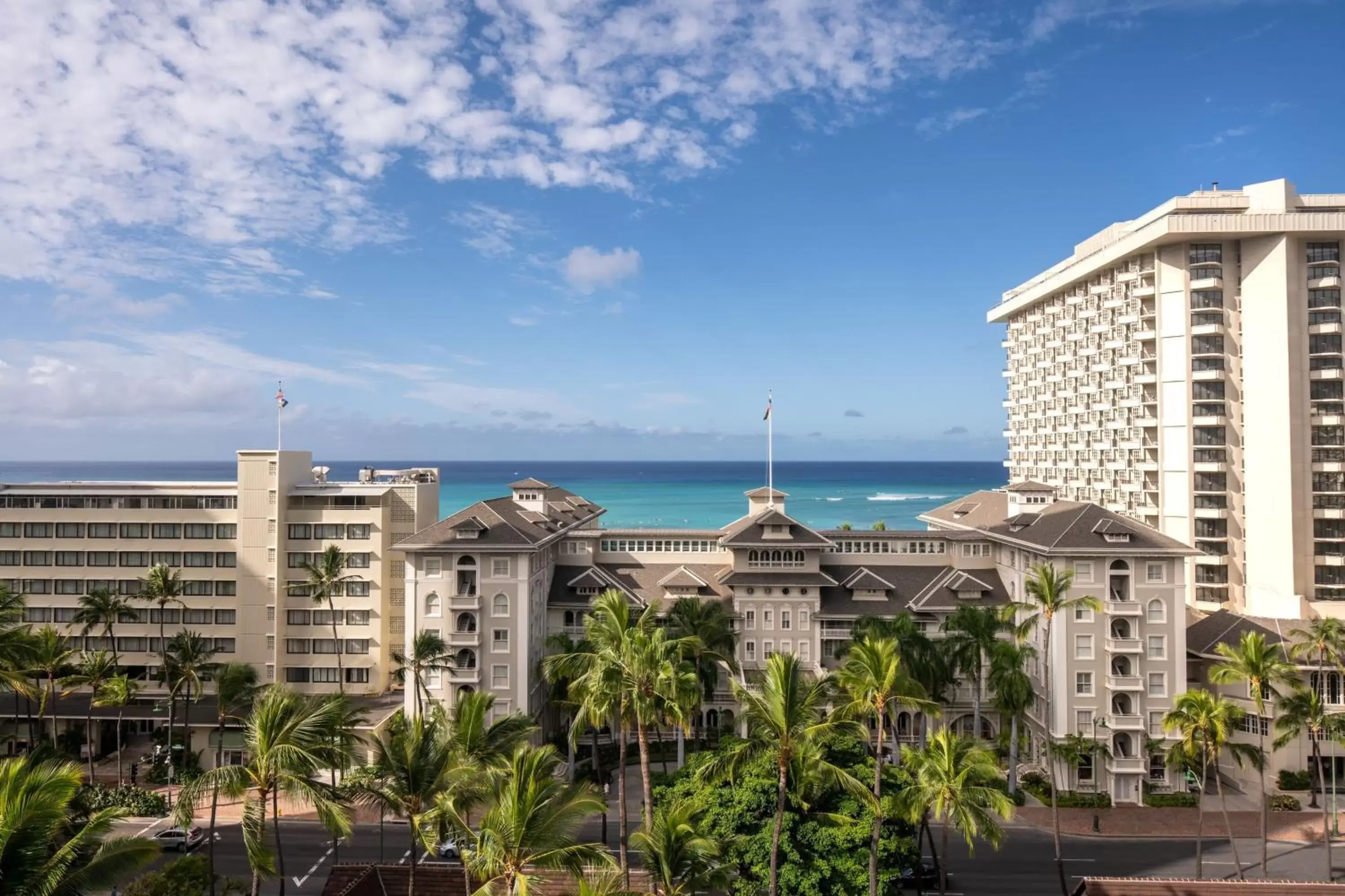 Photo of the whole room in Sheraton Princess Kaiulani