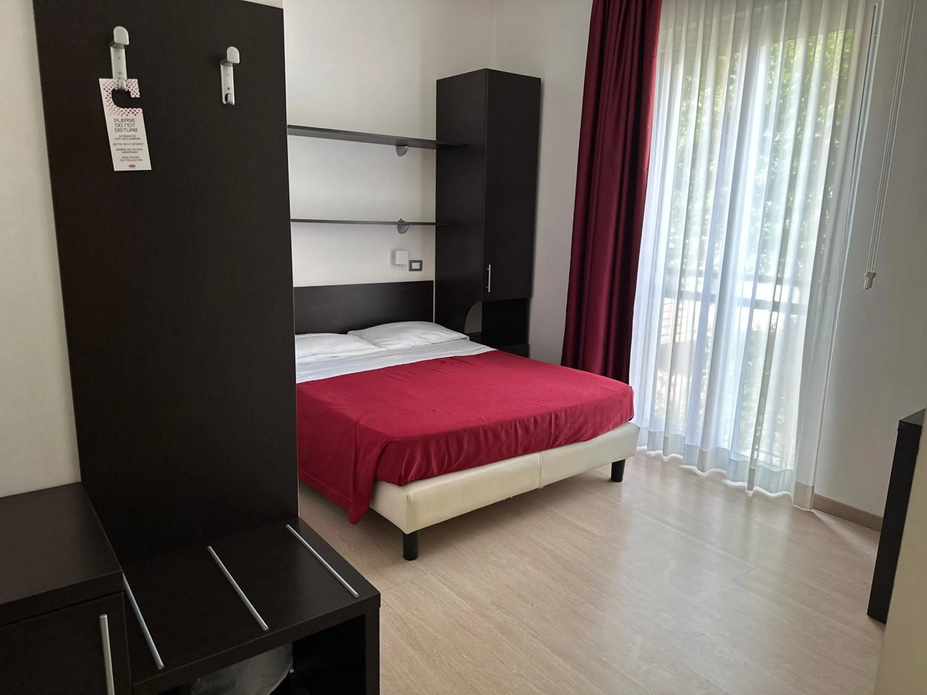 Photo of the whole room, Bed in Hotel Morolli