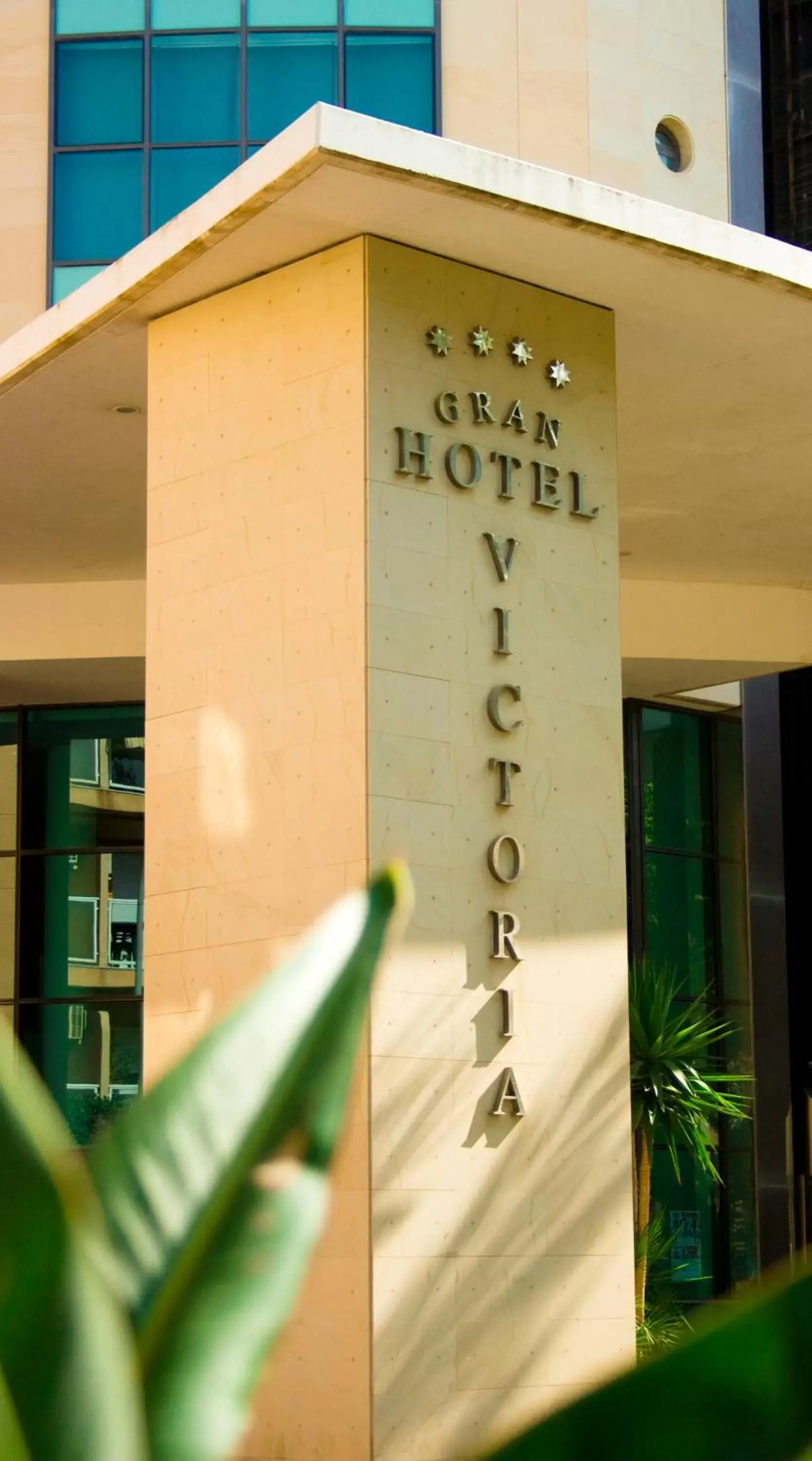 Logo/Certificate/Sign in Gran Hotel Victoria