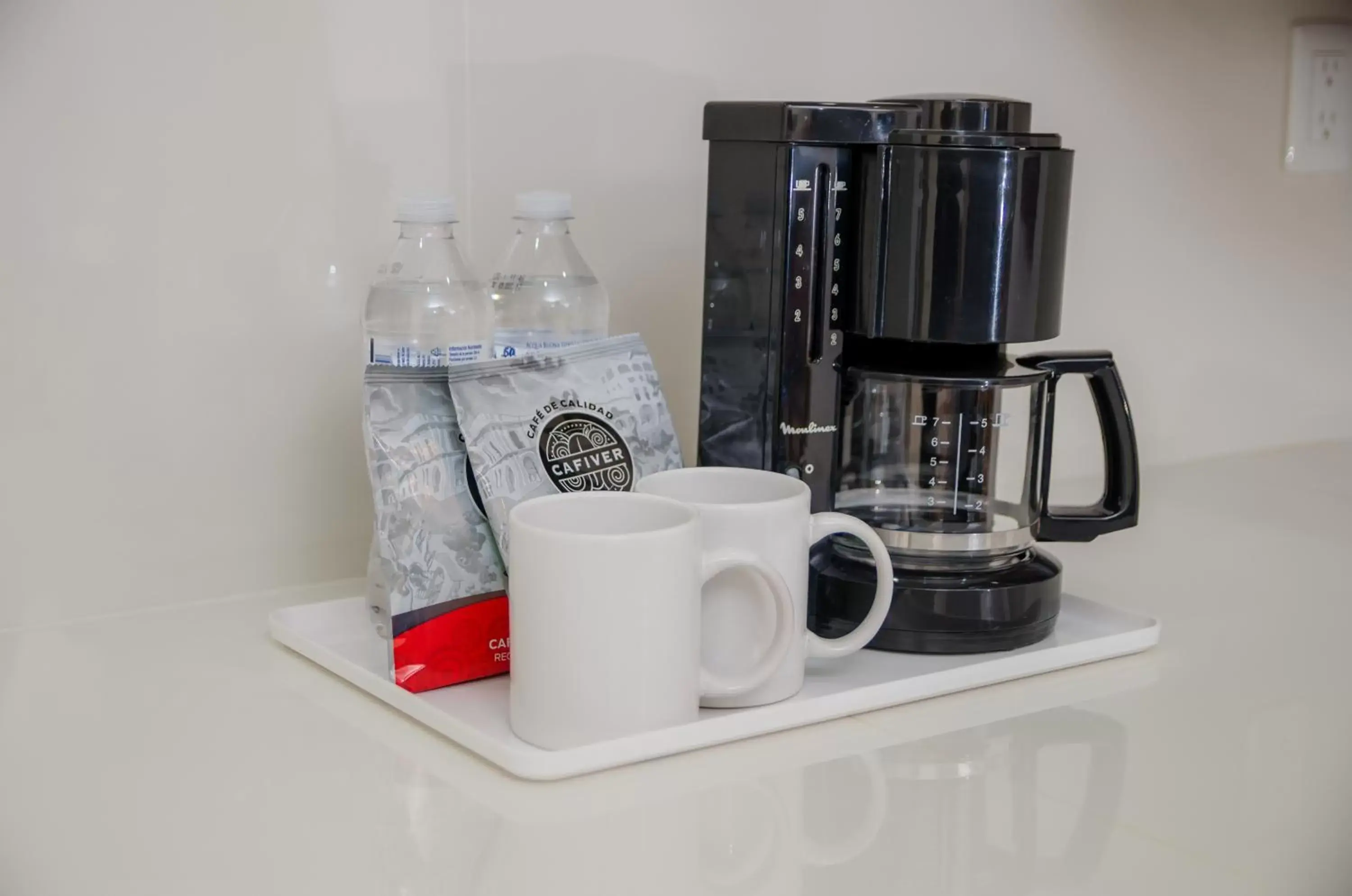 Coffee/tea facilities in Comfort Inn Córdoba