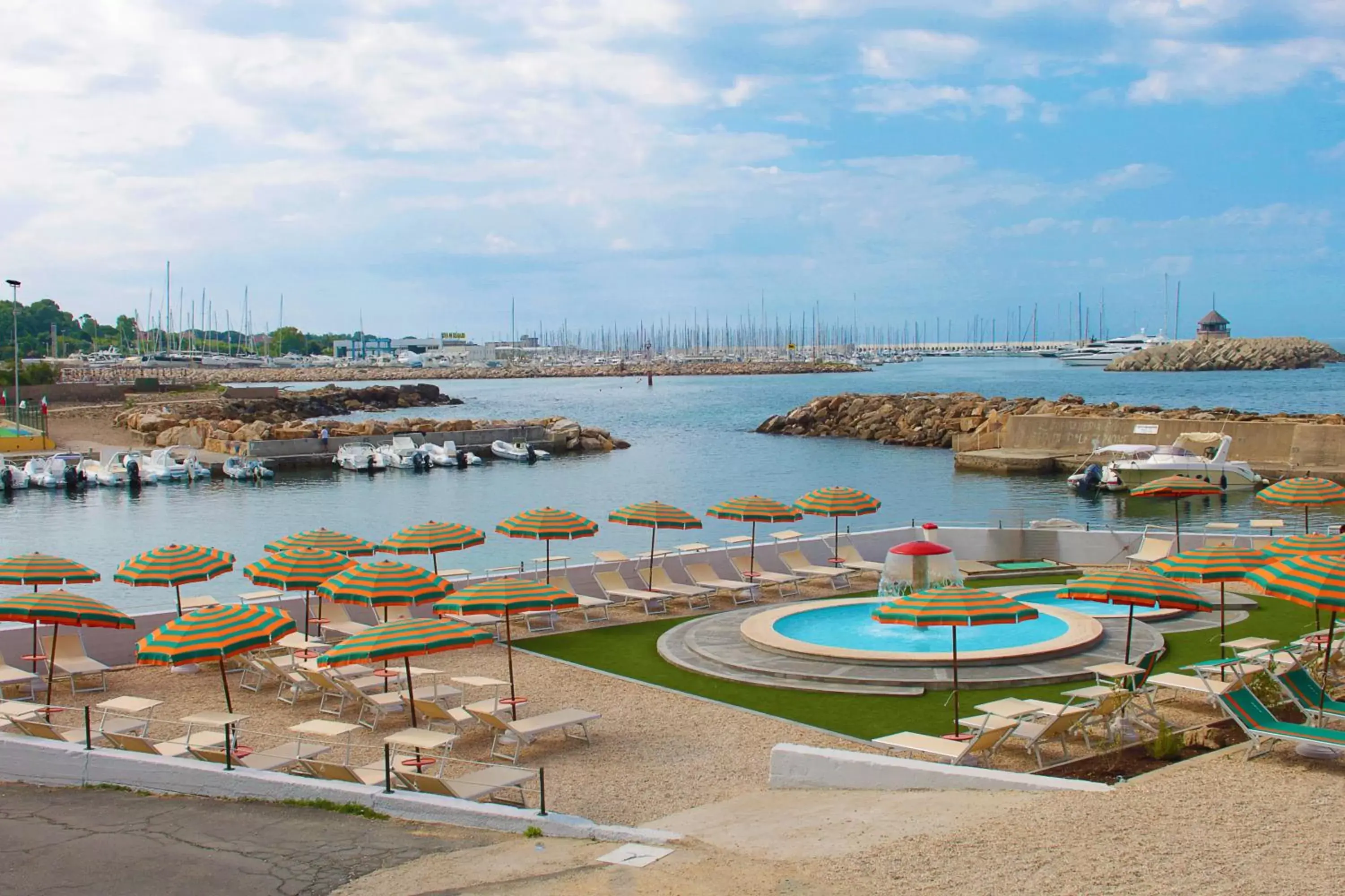 Swimming pool, Pool View in Mercure Civitavecchia Sunbay Park Hotel