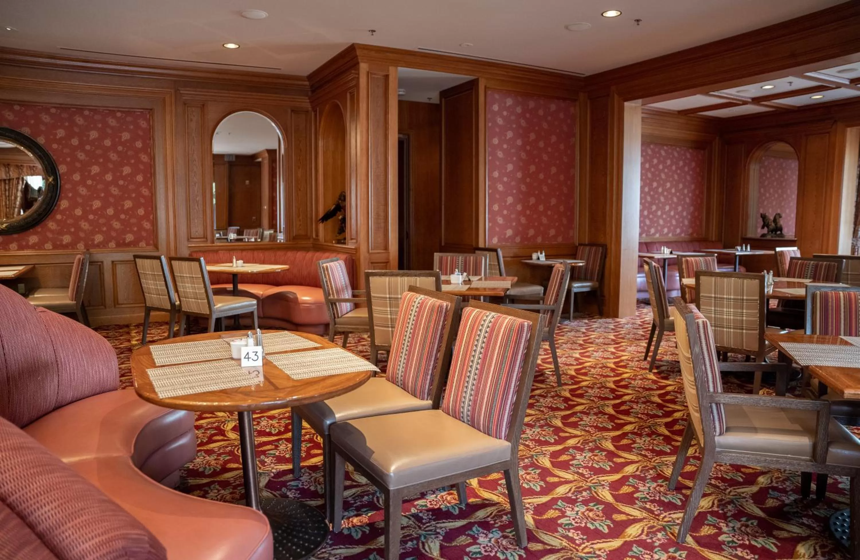 Restaurant/places to eat in Little America Hotel & Resort Cheyenne