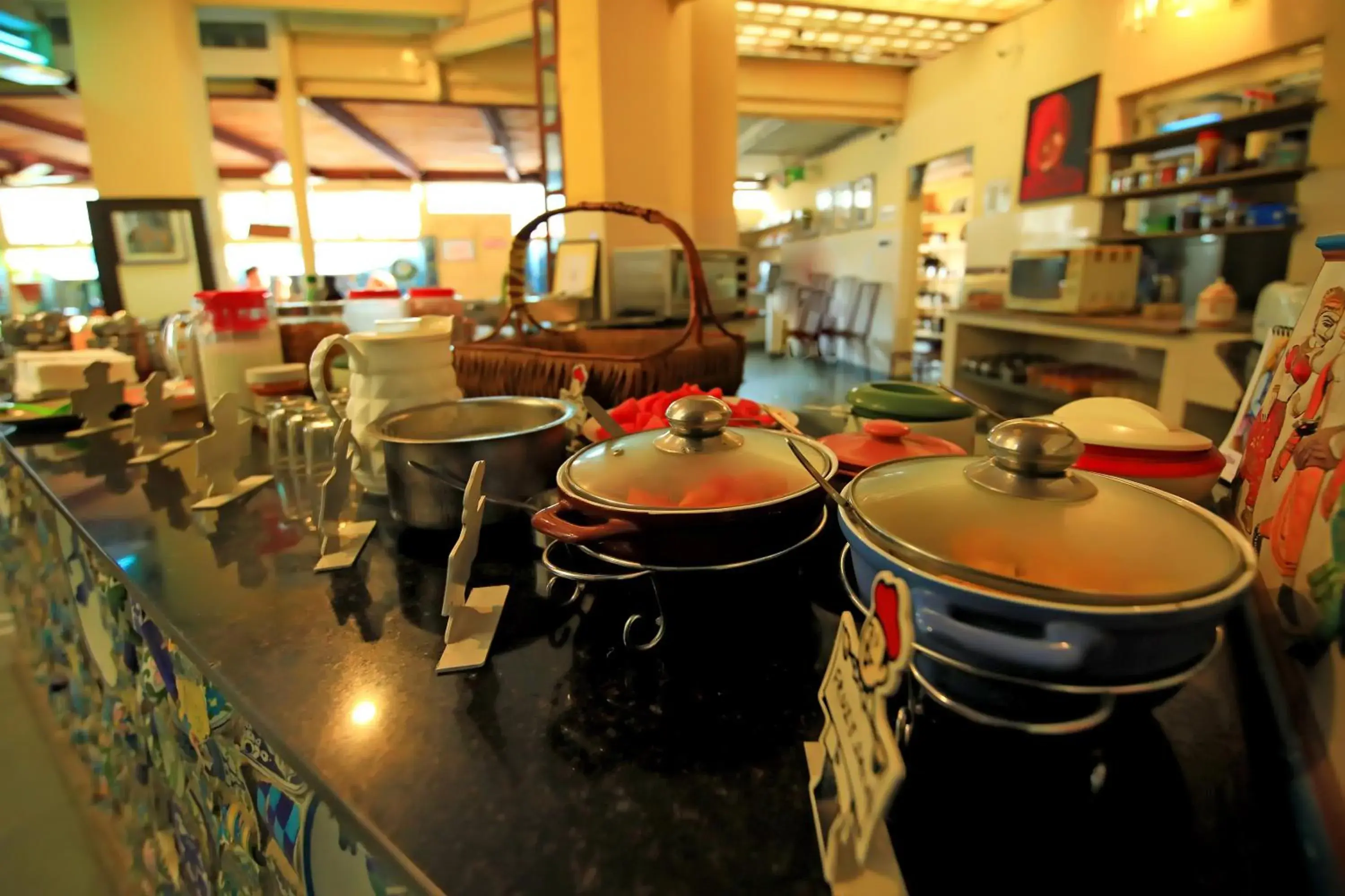 Communal kitchen, Restaurant/Places to Eat in Jaipur Inn